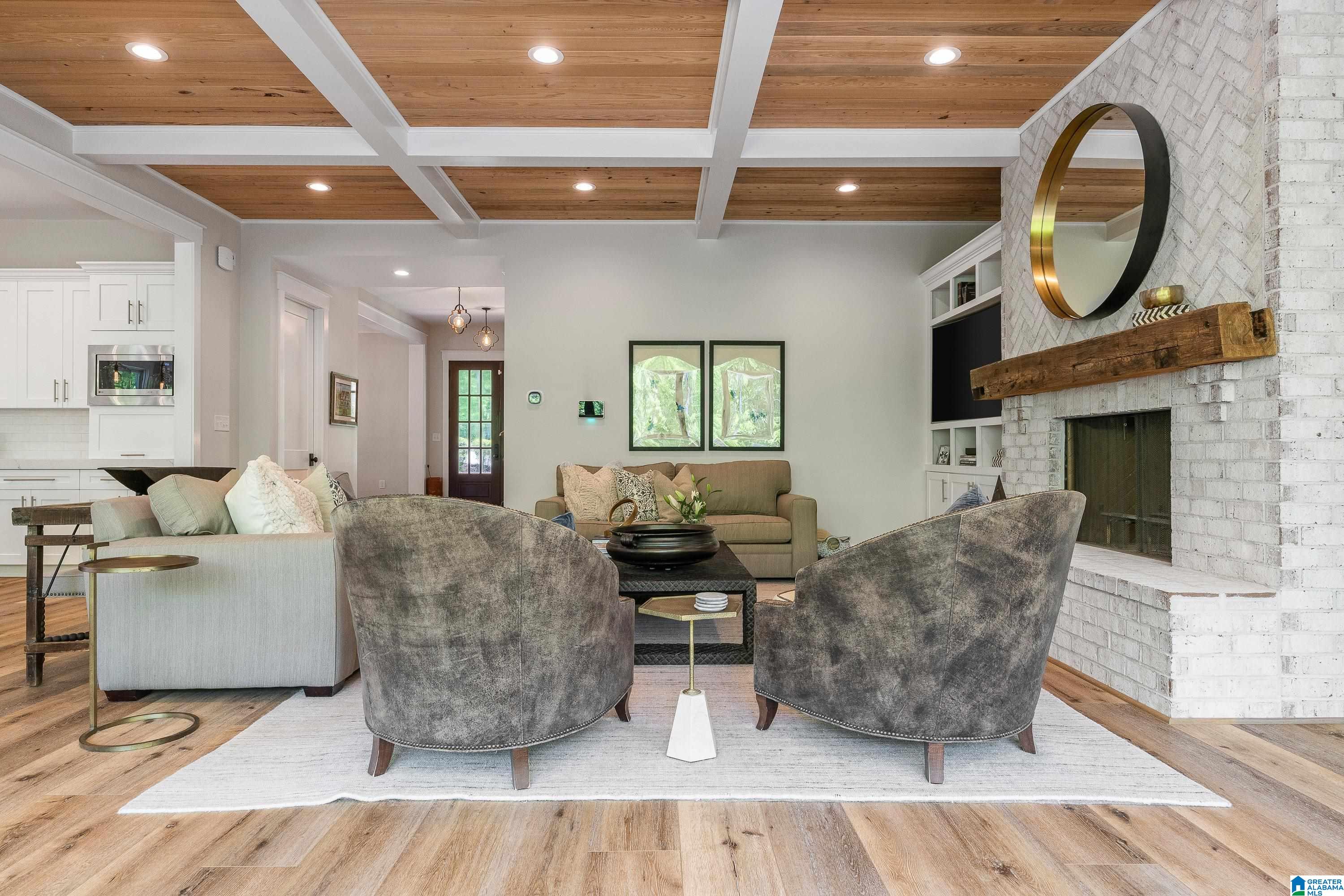 312 TIMBERVIEW TRAIL