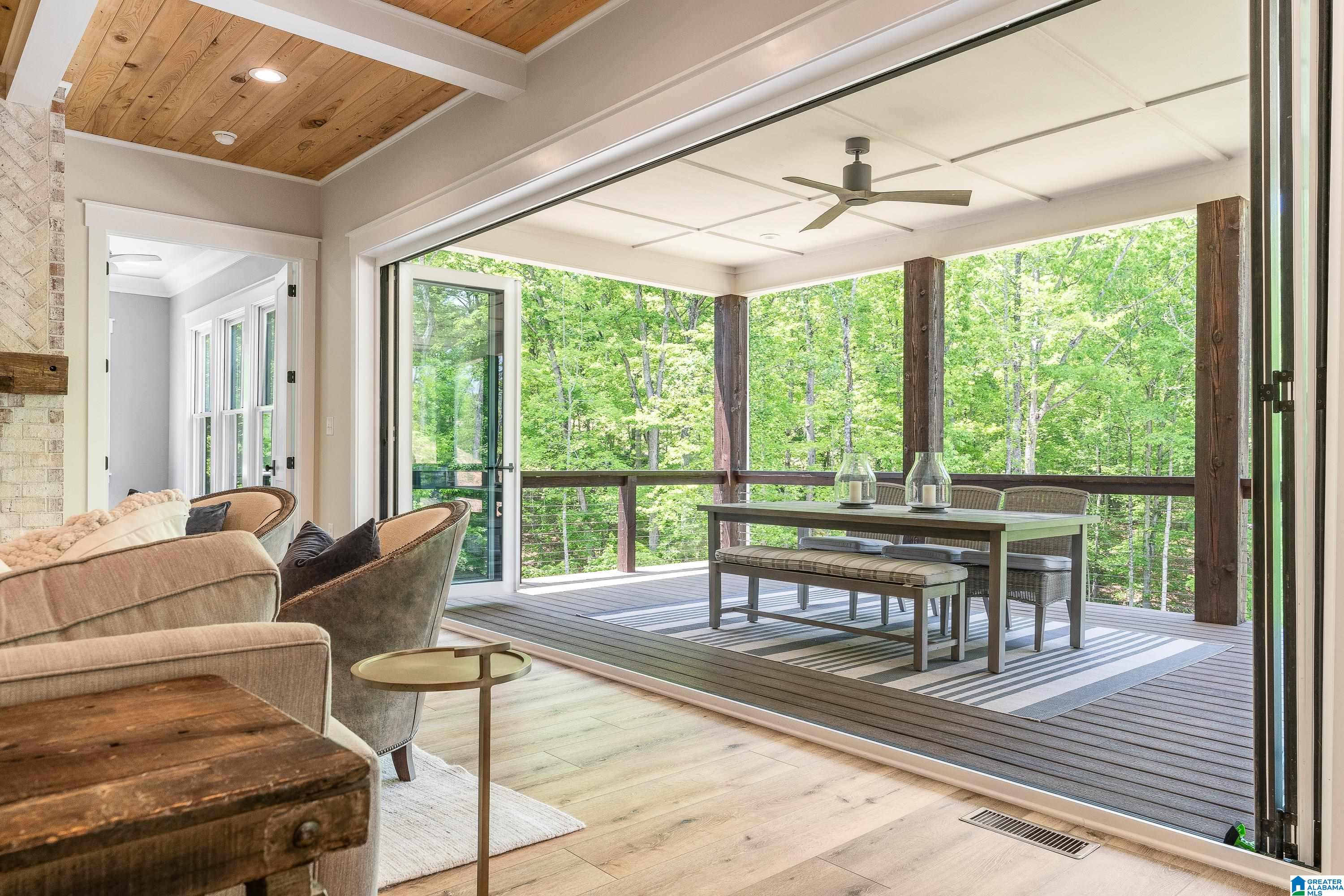 312 TIMBERVIEW TRAIL