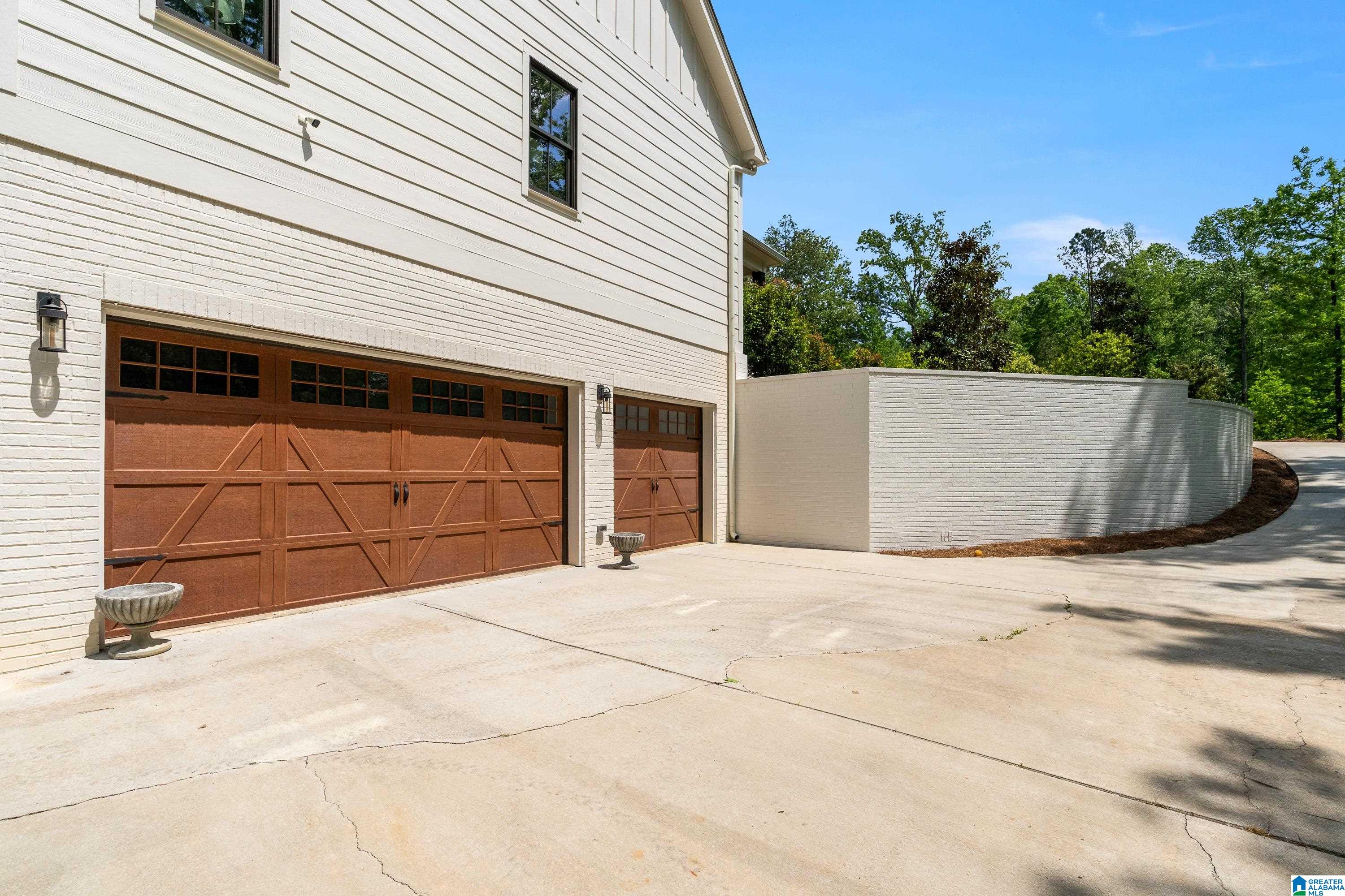 312 TIMBERVIEW TRAIL