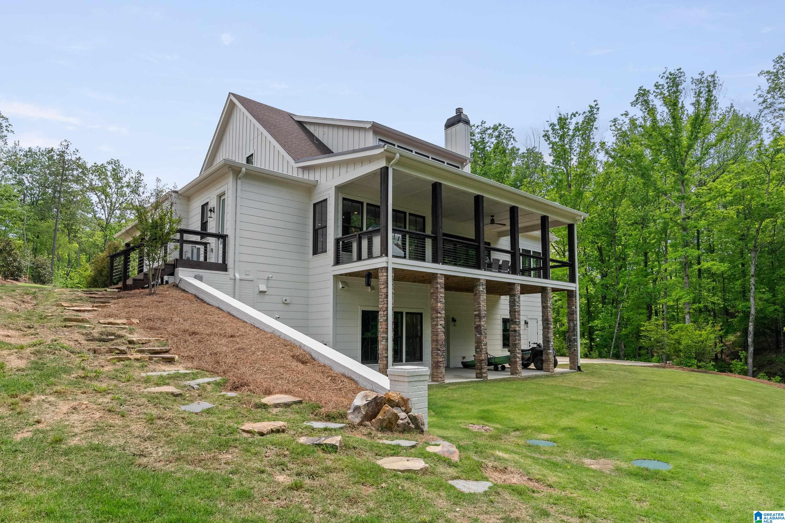 312 TIMBERVIEW TRAIL