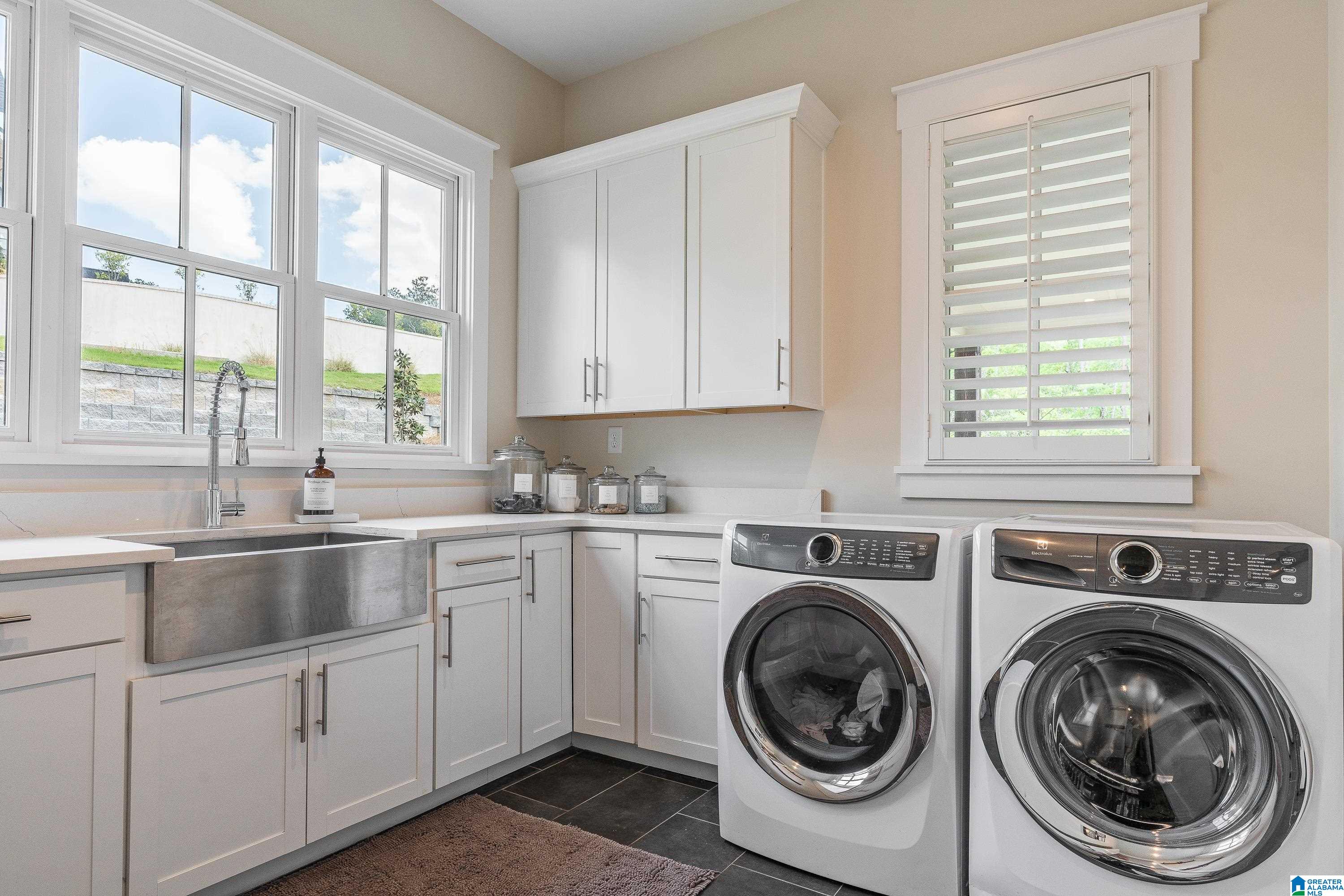 312 TIMBERVIEW TRAIL