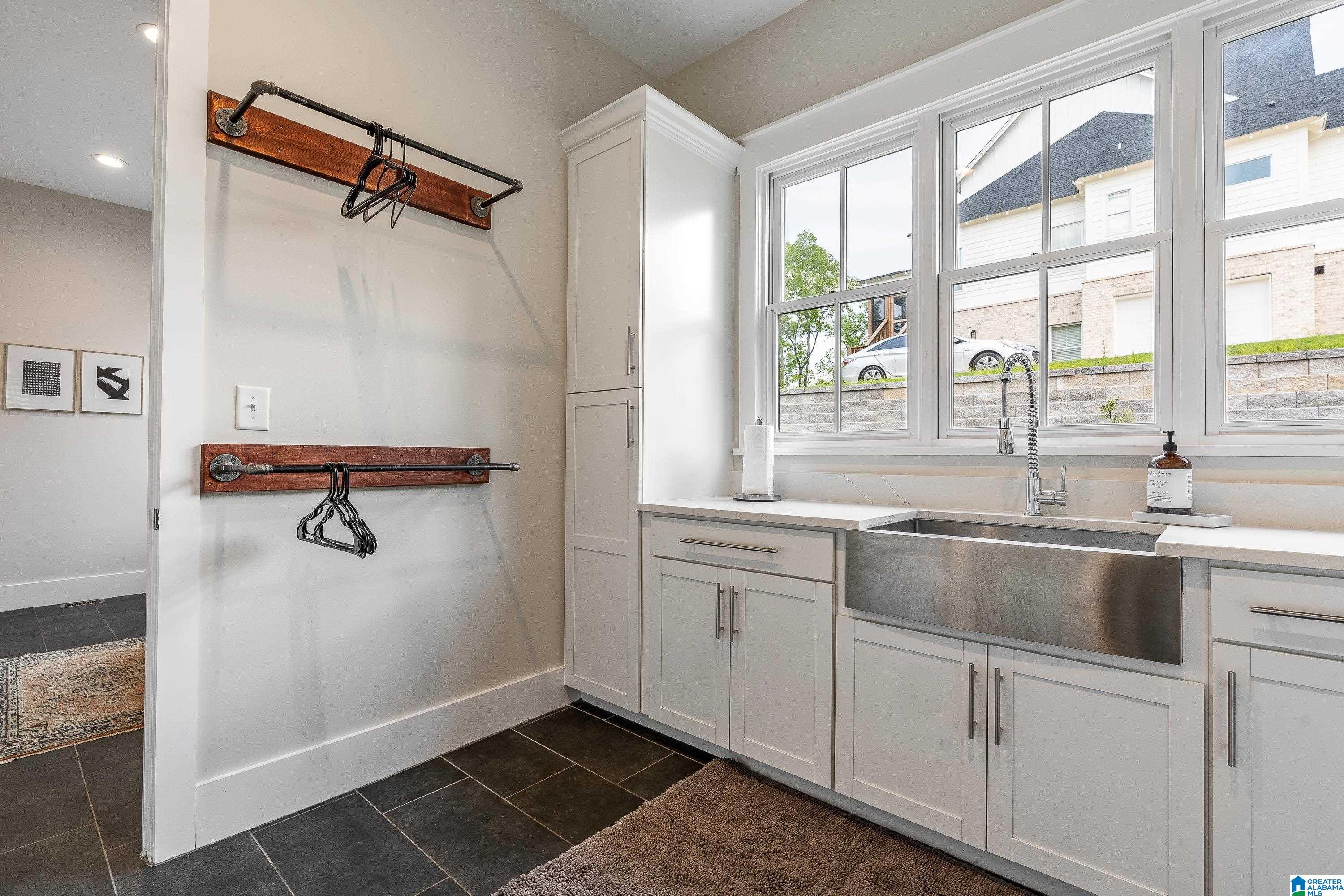 312 TIMBERVIEW TRAIL