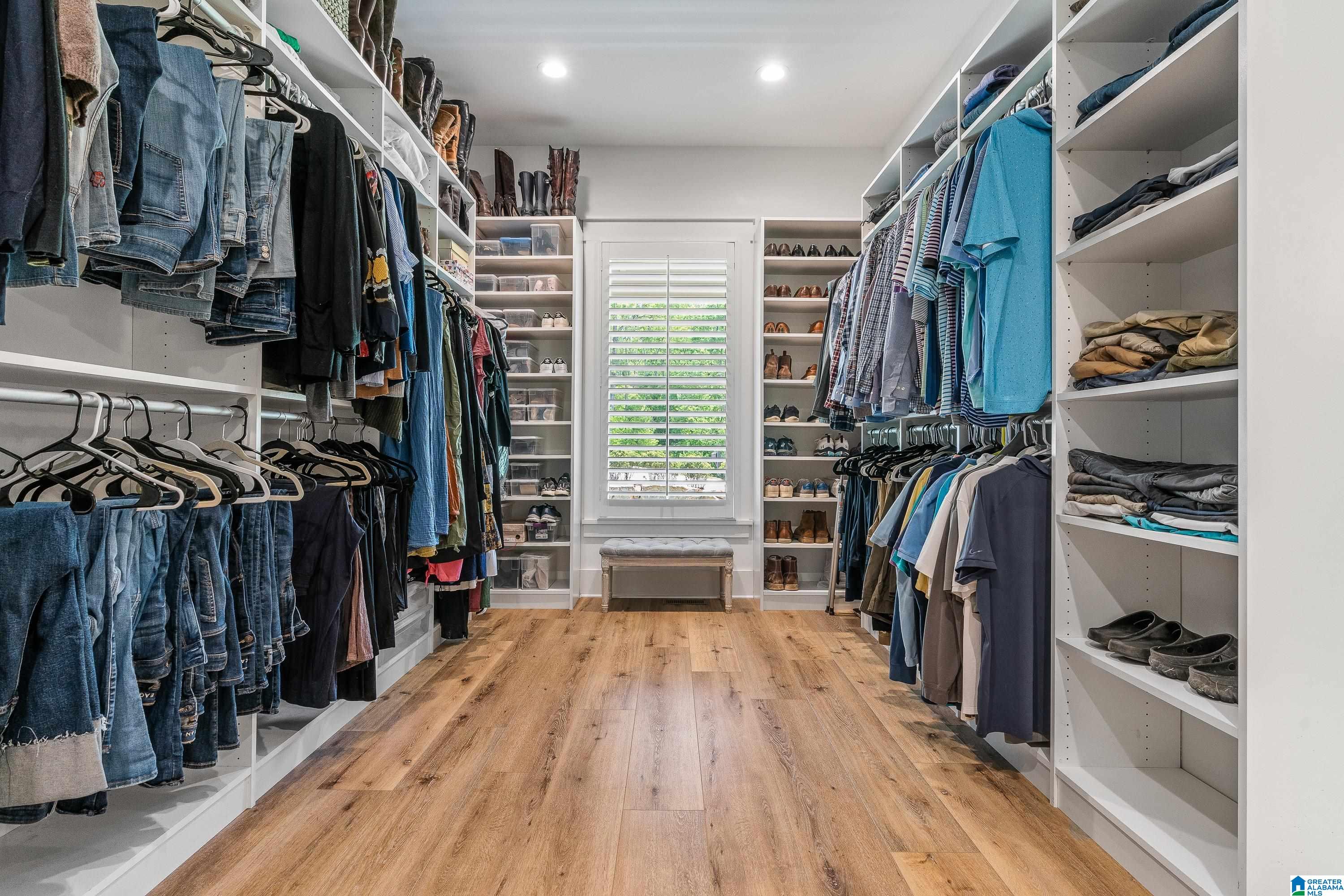 312 TIMBERVIEW TRAIL