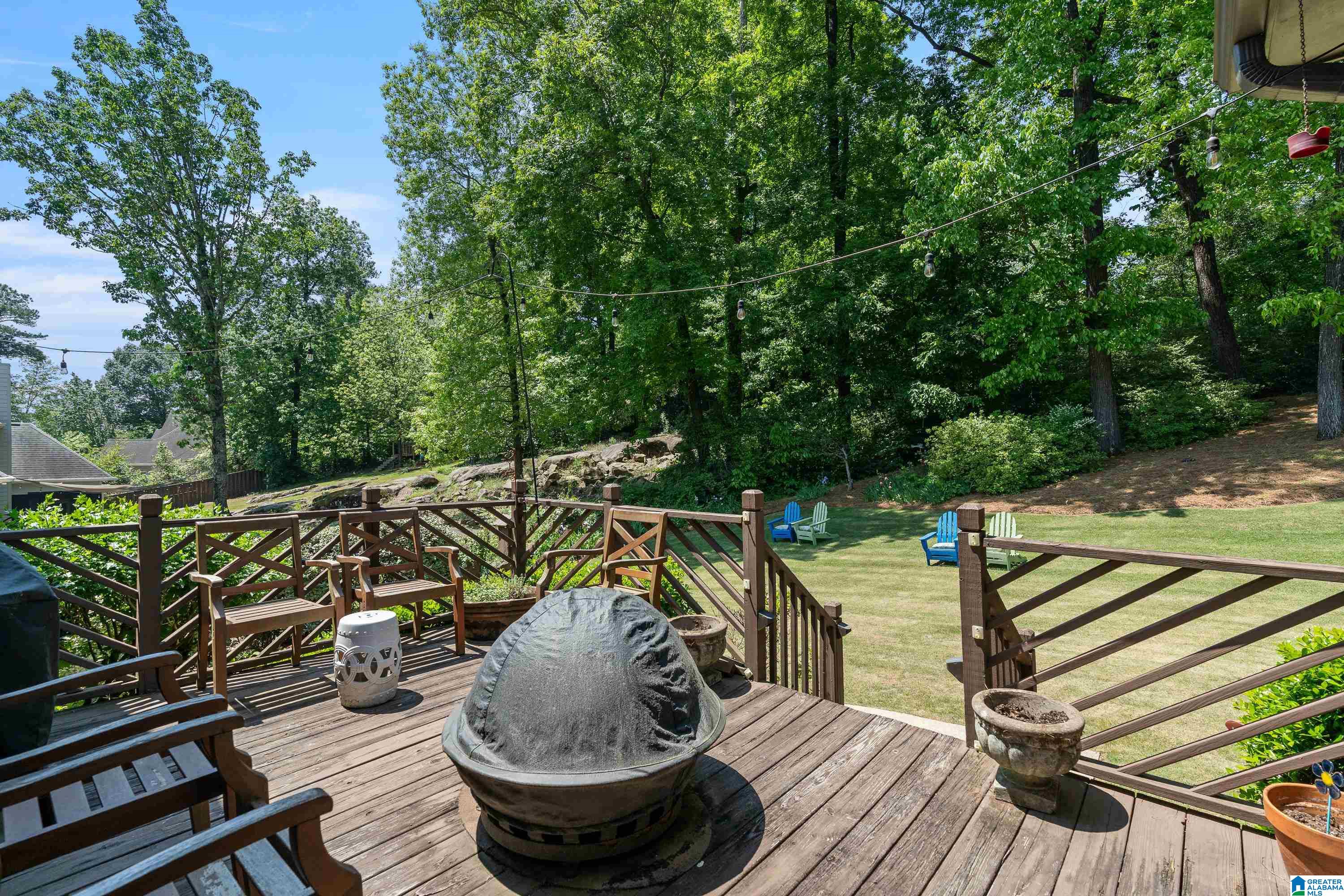5085 LAKE CREST CIRCLE