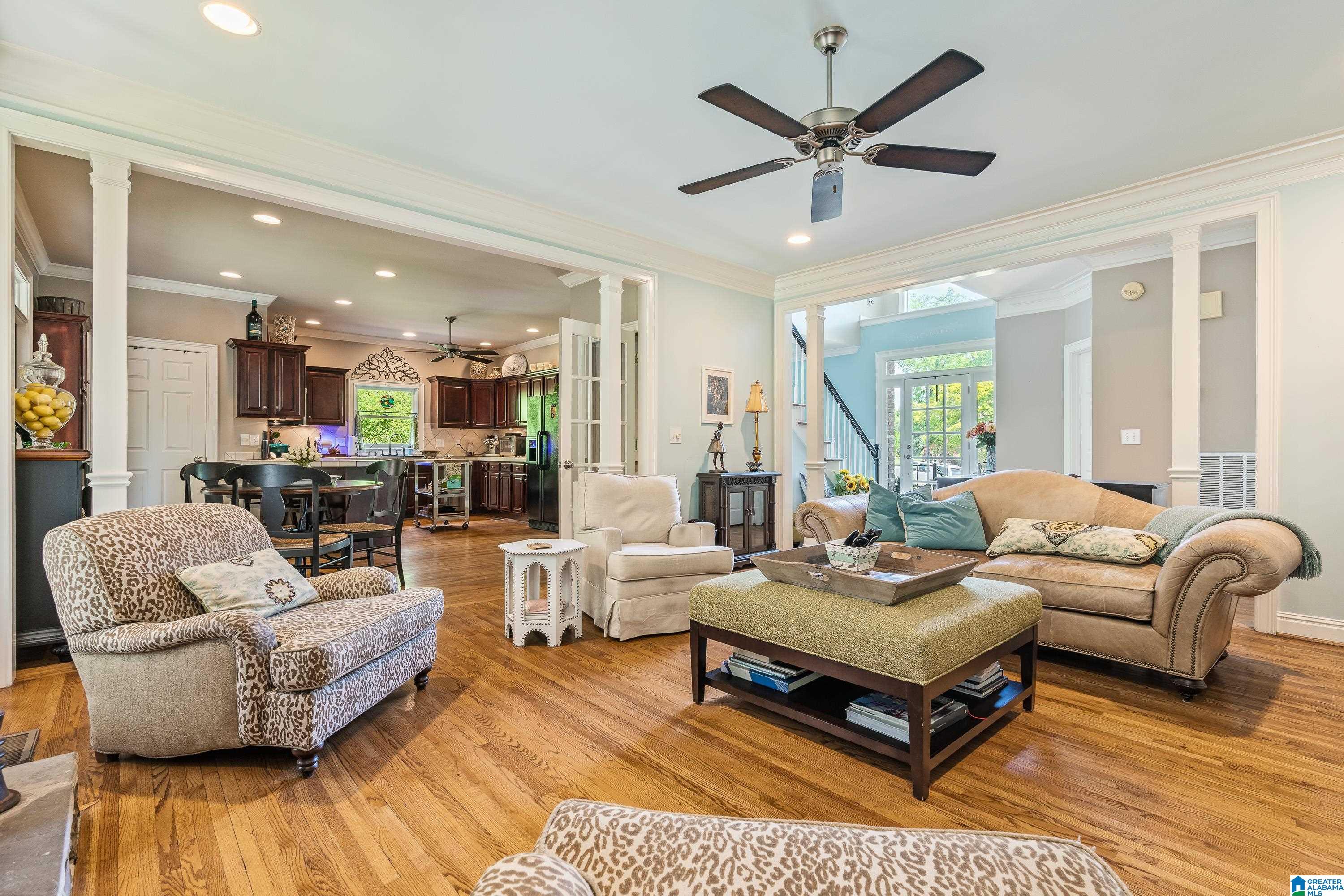 5085 LAKE CREST CIRCLE