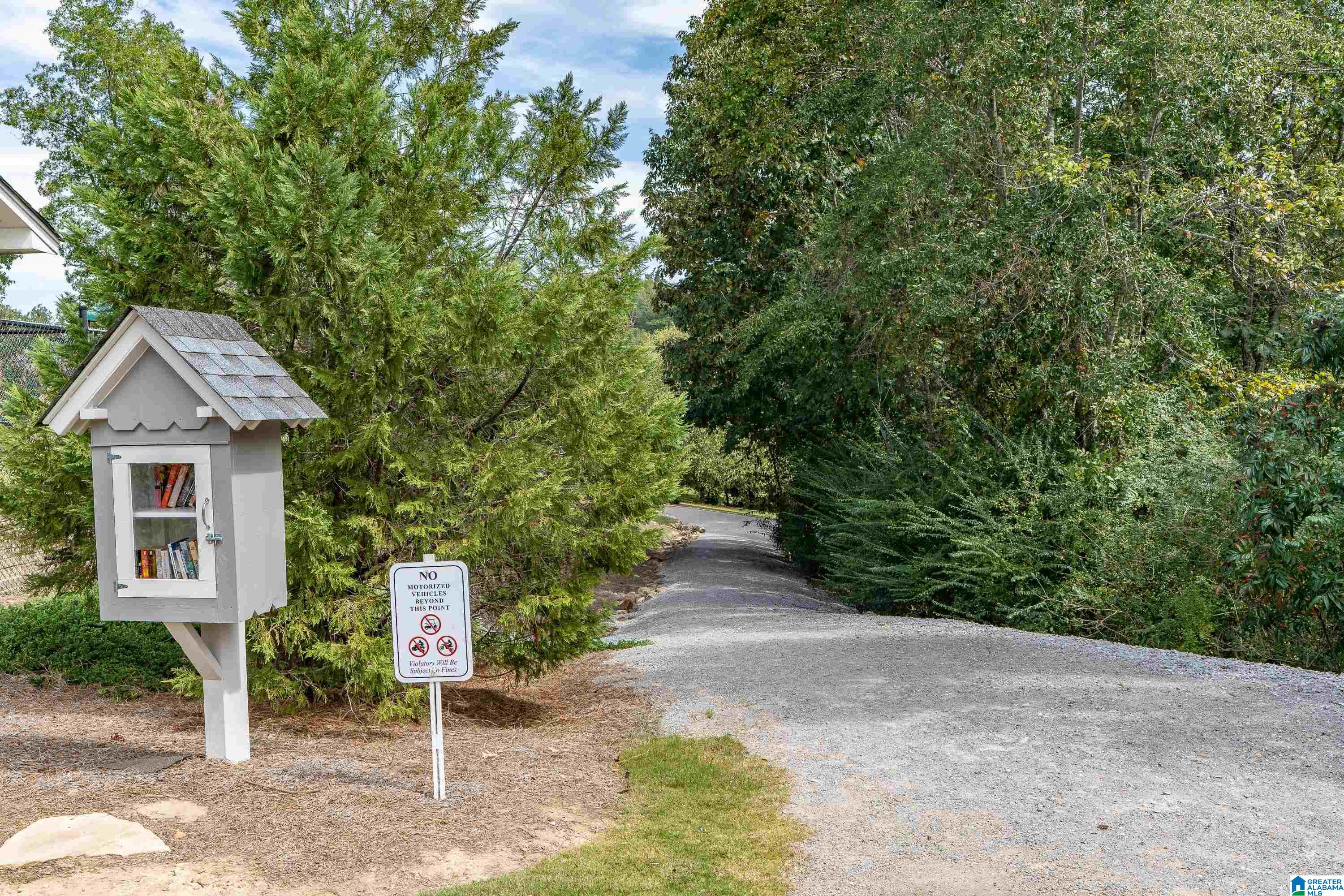 5085 LAKE CREST CIRCLE