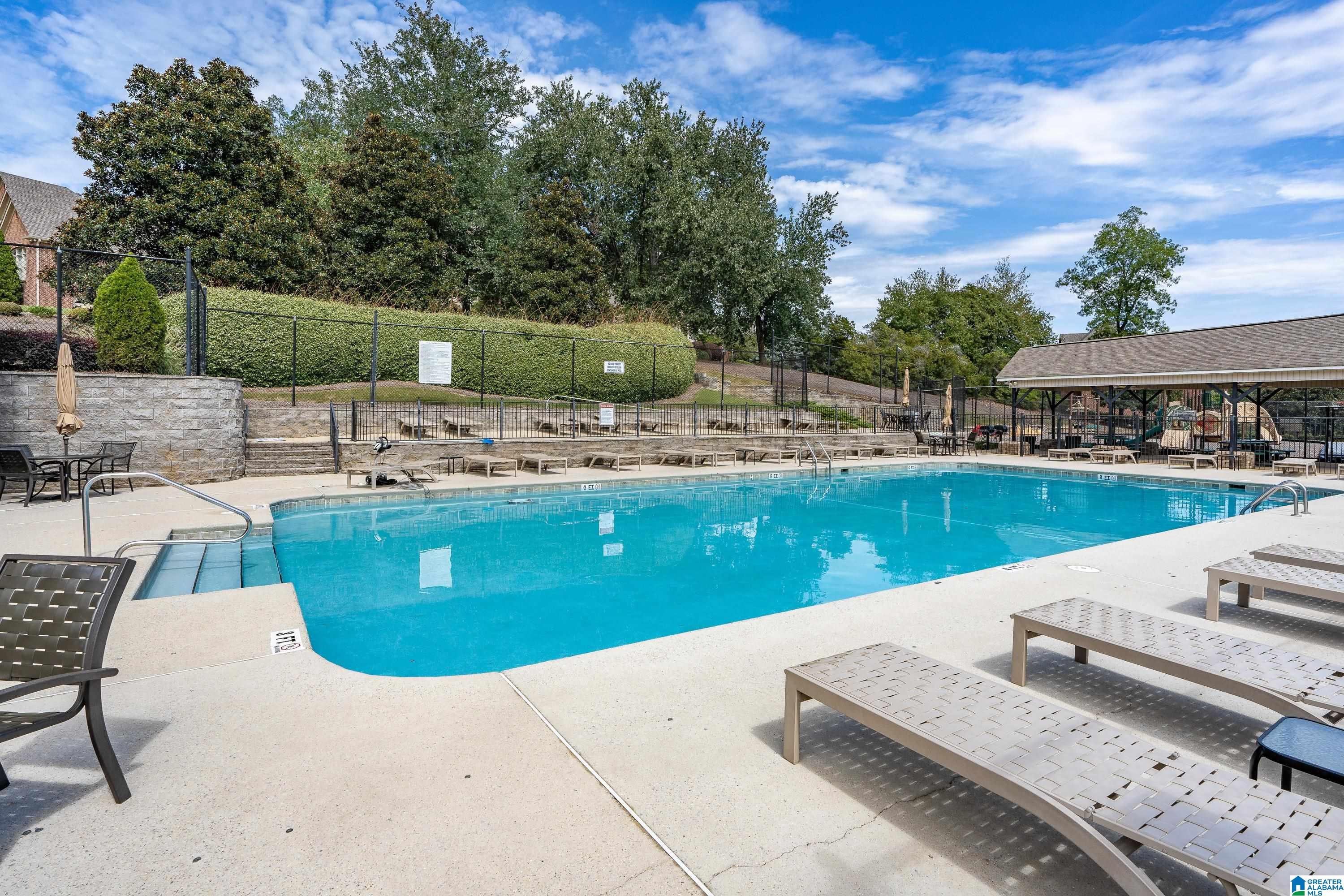 5085 LAKE CREST CIRCLE
