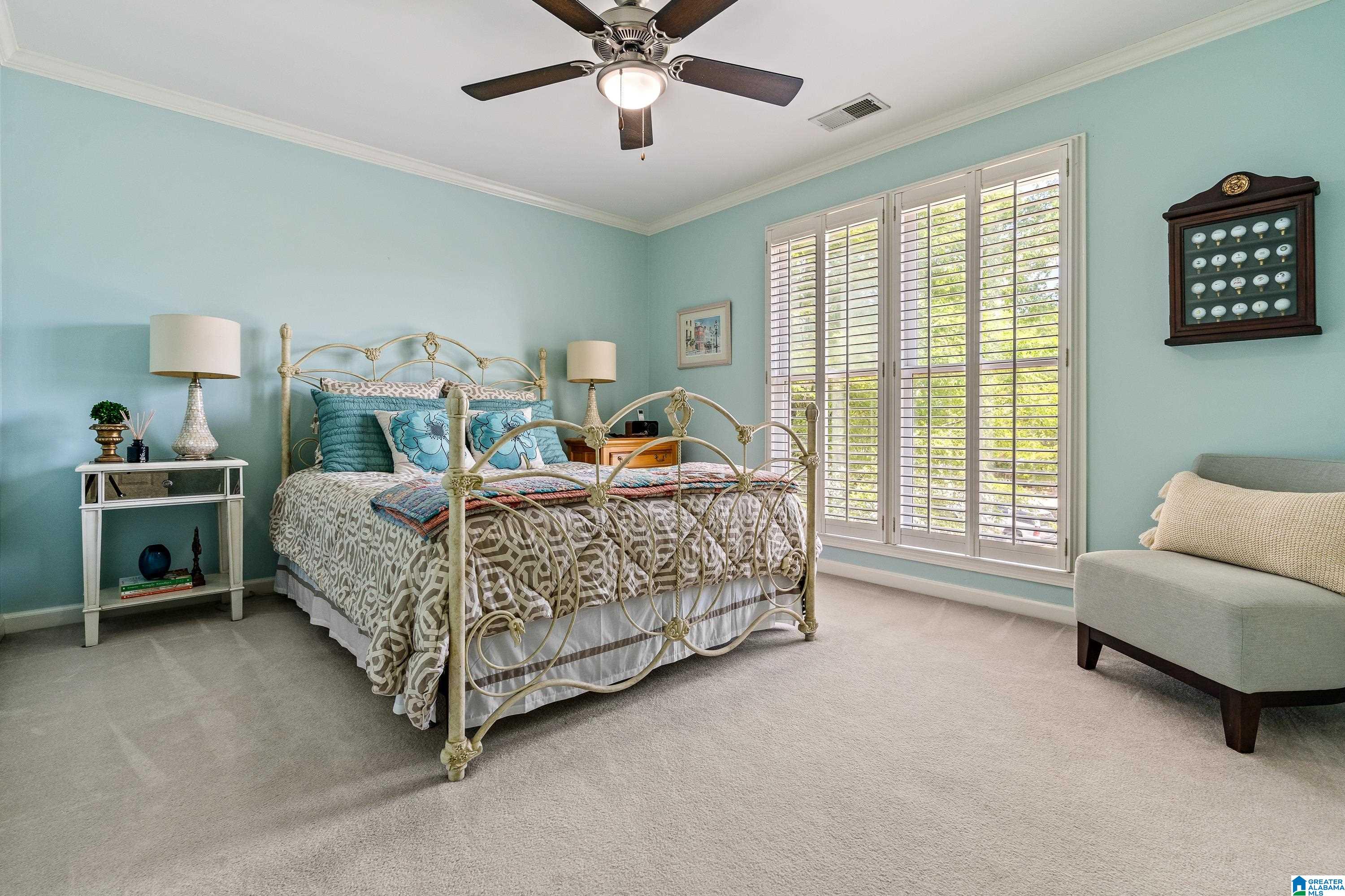 5085 LAKE CREST CIRCLE