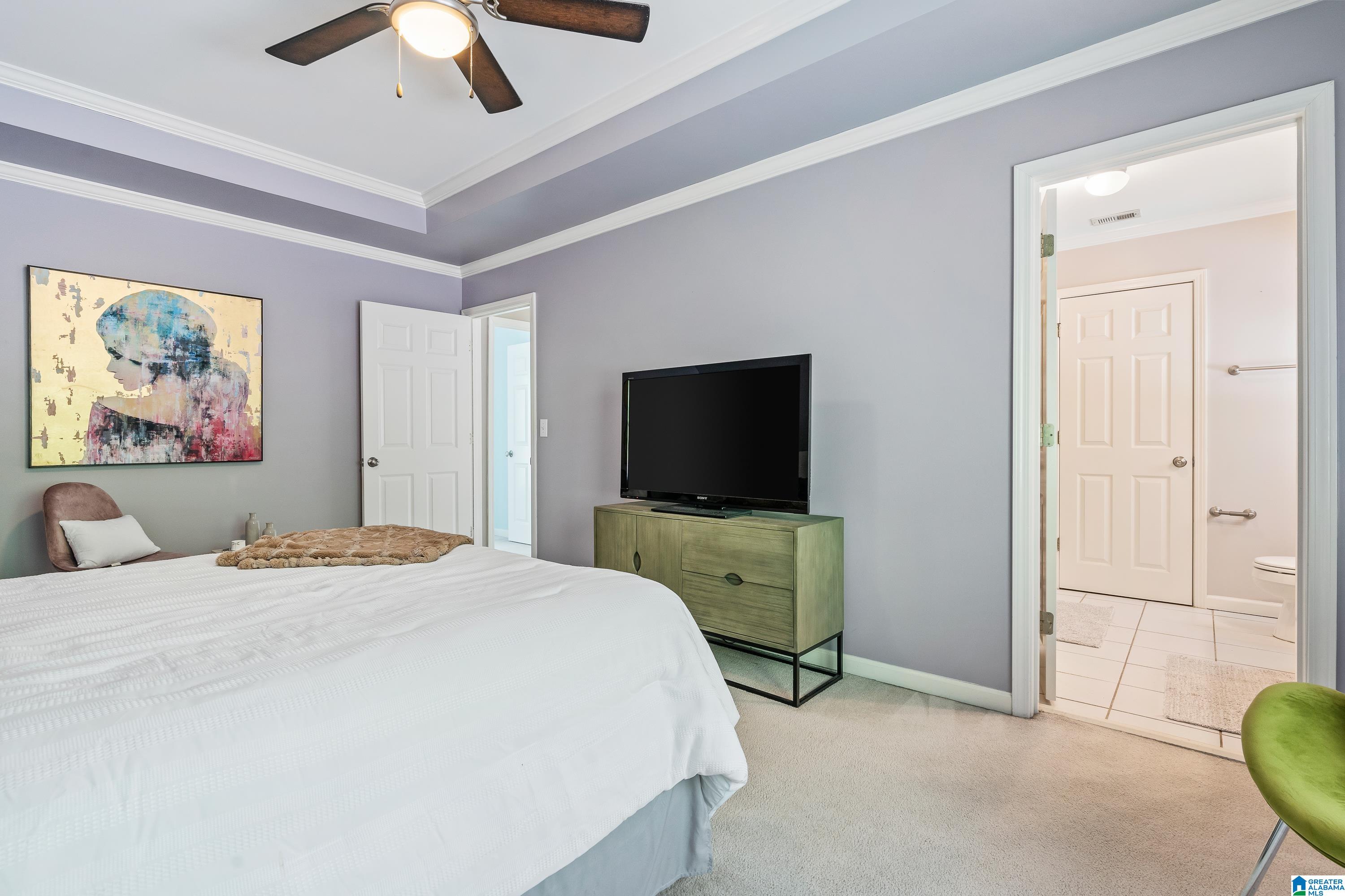 5085 LAKE CREST CIRCLE