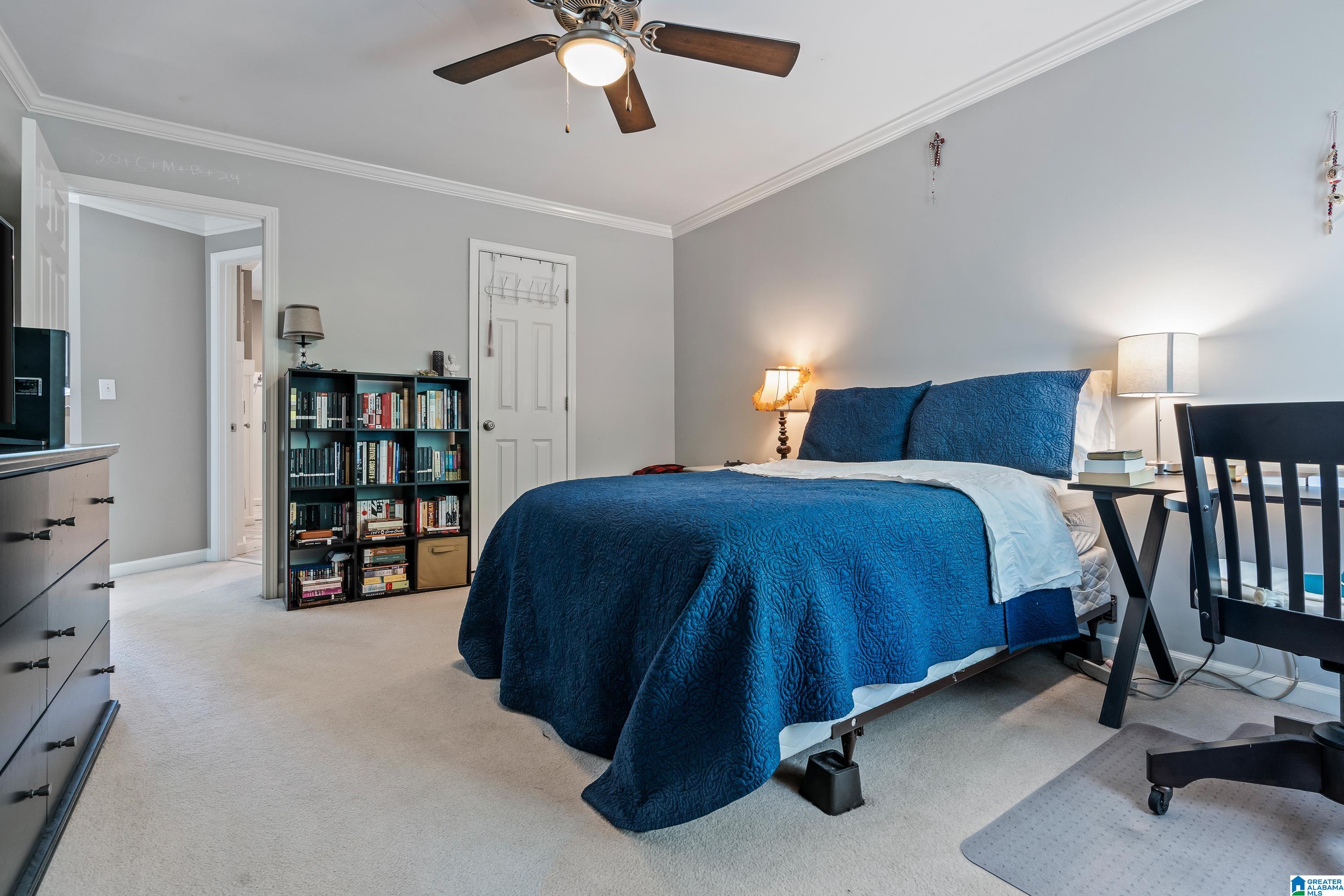 5085 LAKE CREST CIRCLE