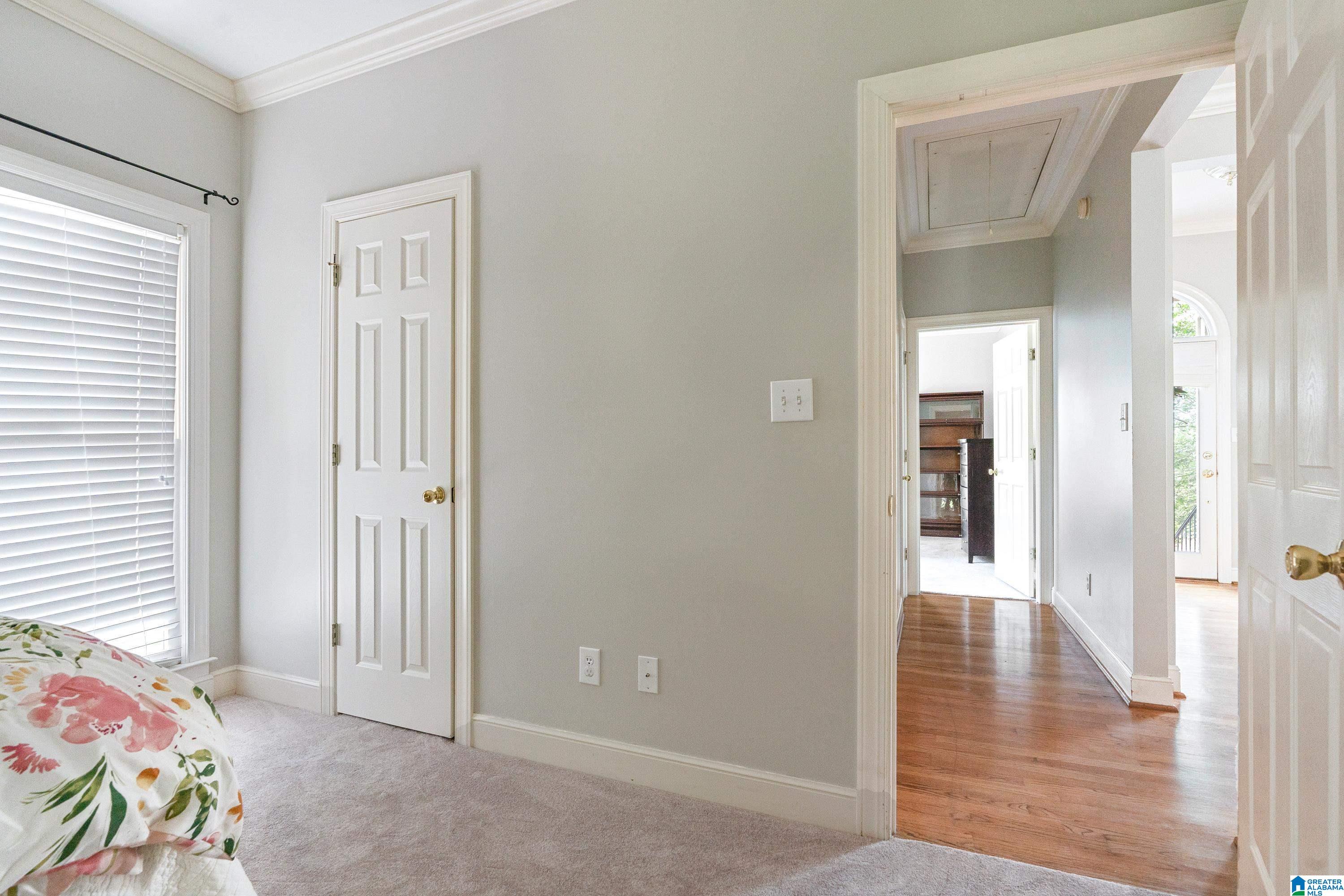 6221 FOXWOOD TRAIL