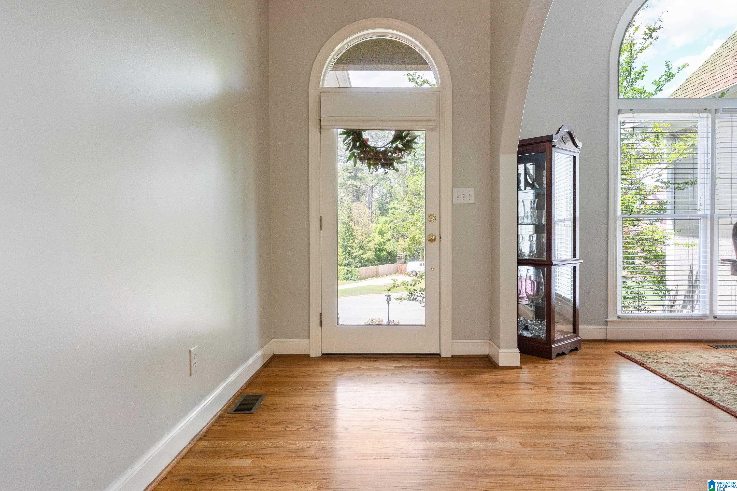 6221 FOXWOOD TRAIL