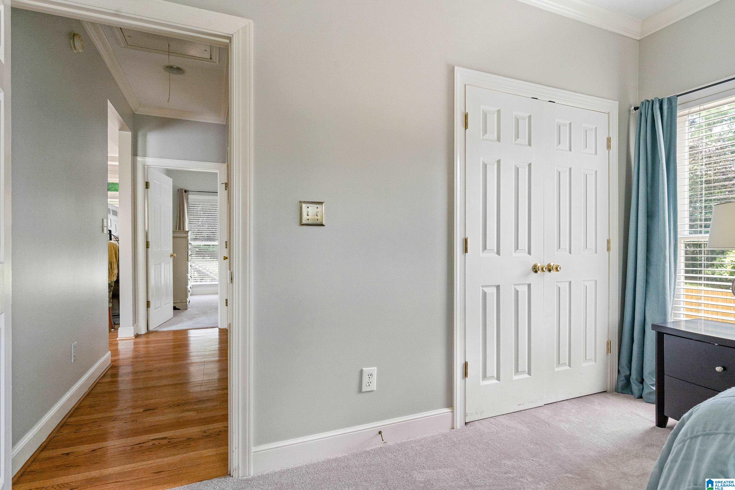6221 FOXWOOD TRAIL
