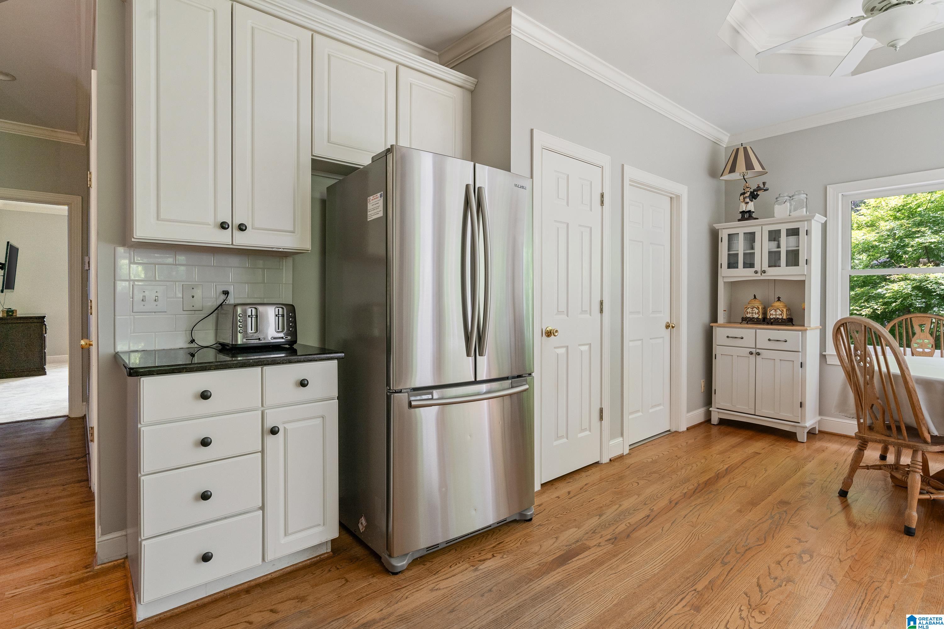 6221 FOXWOOD TRAIL