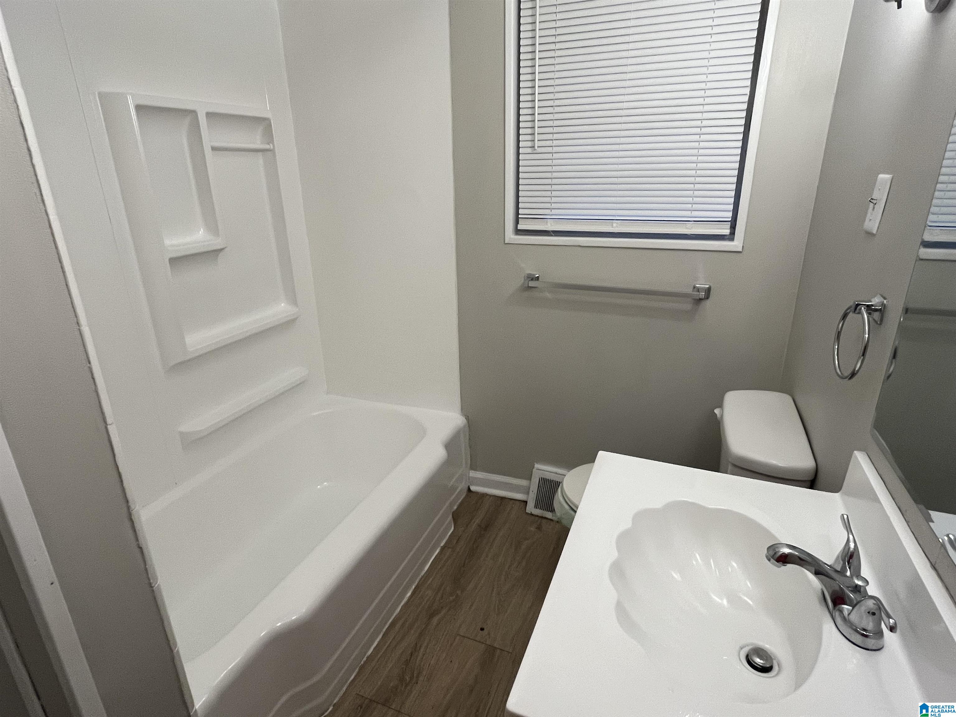 3309 BERRY DRIVE