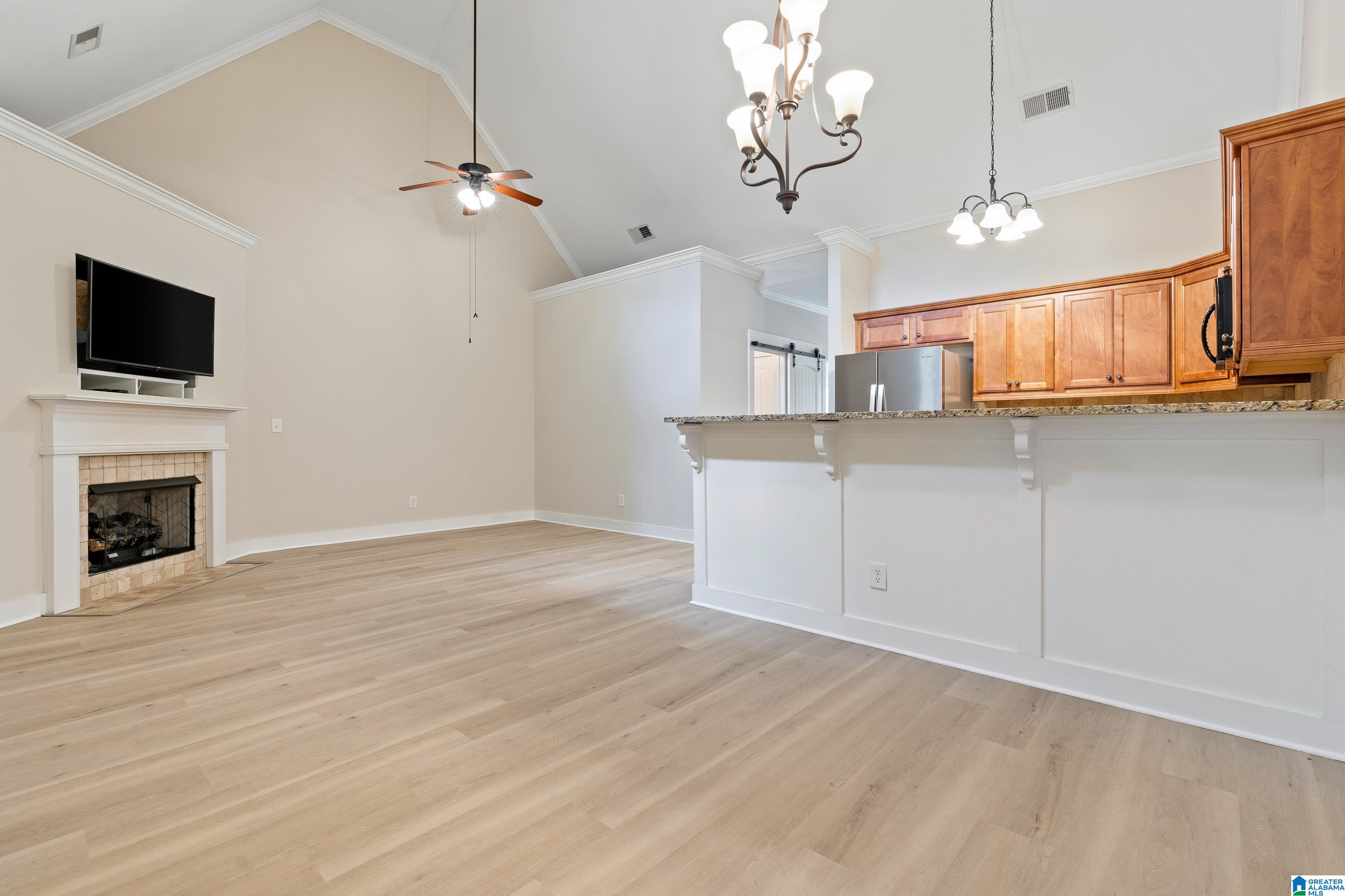 3939 RIVER POINTE LANE 8