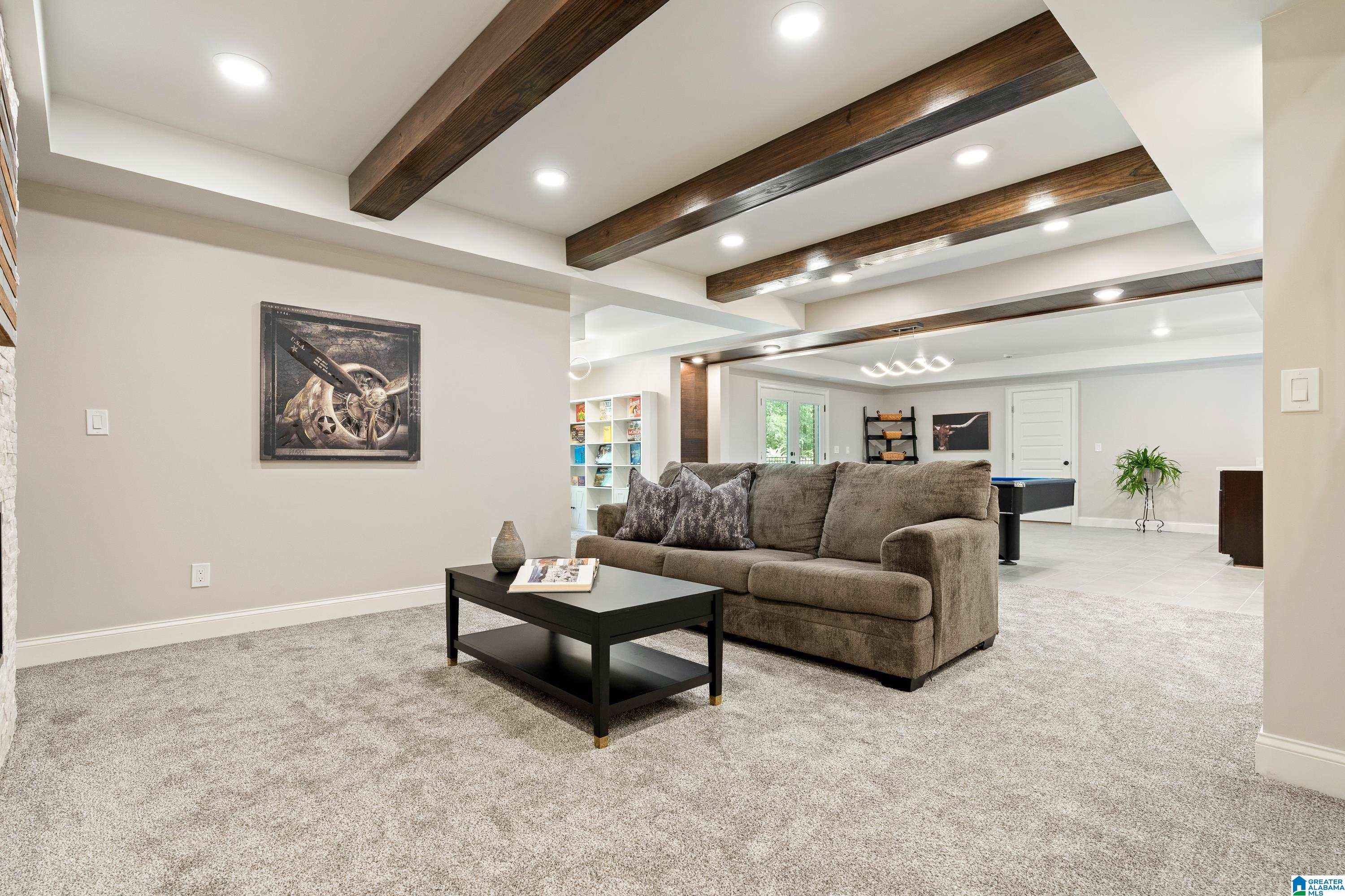 2077 HIGHLAND GATE WAY