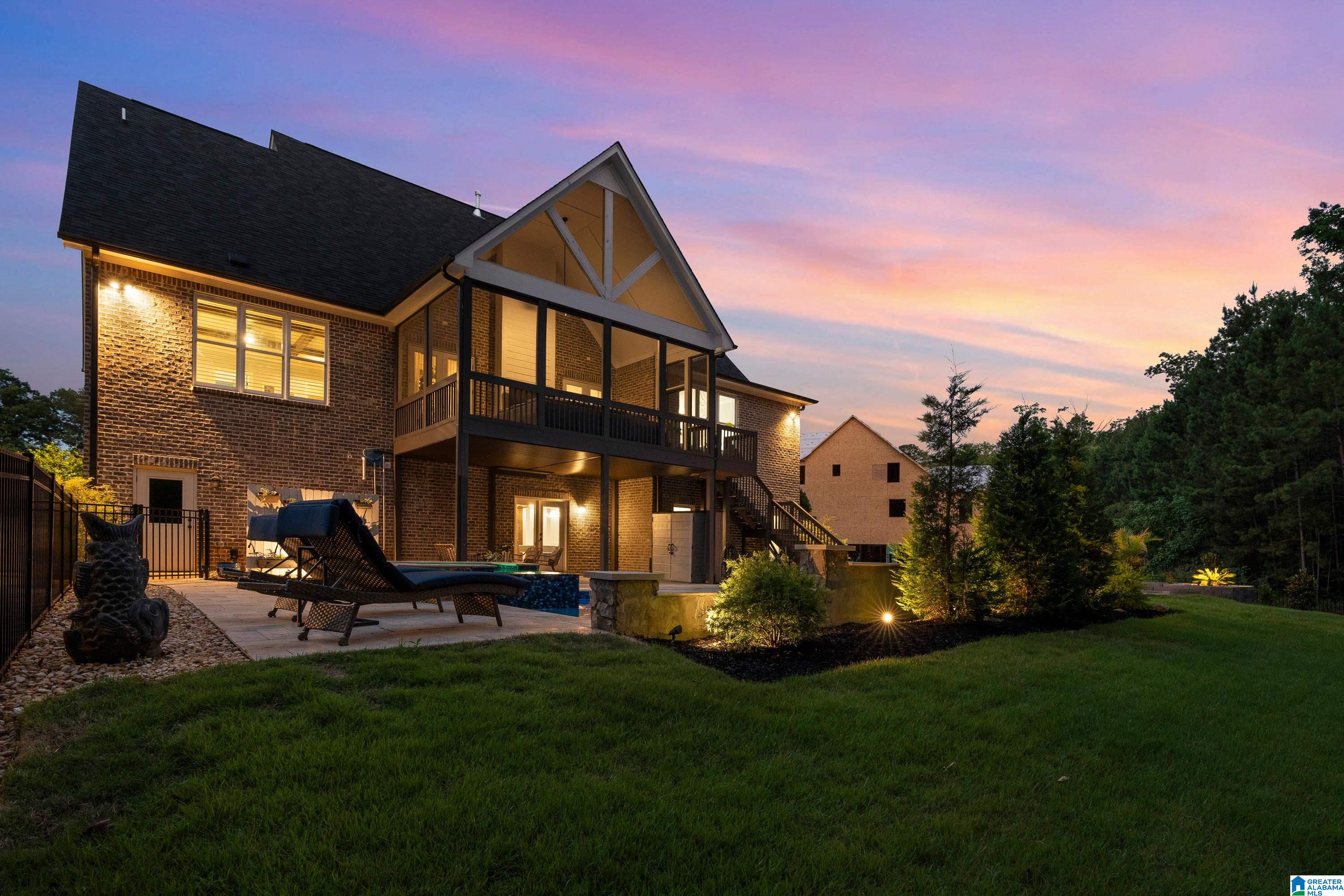 2077 HIGHLAND GATE WAY