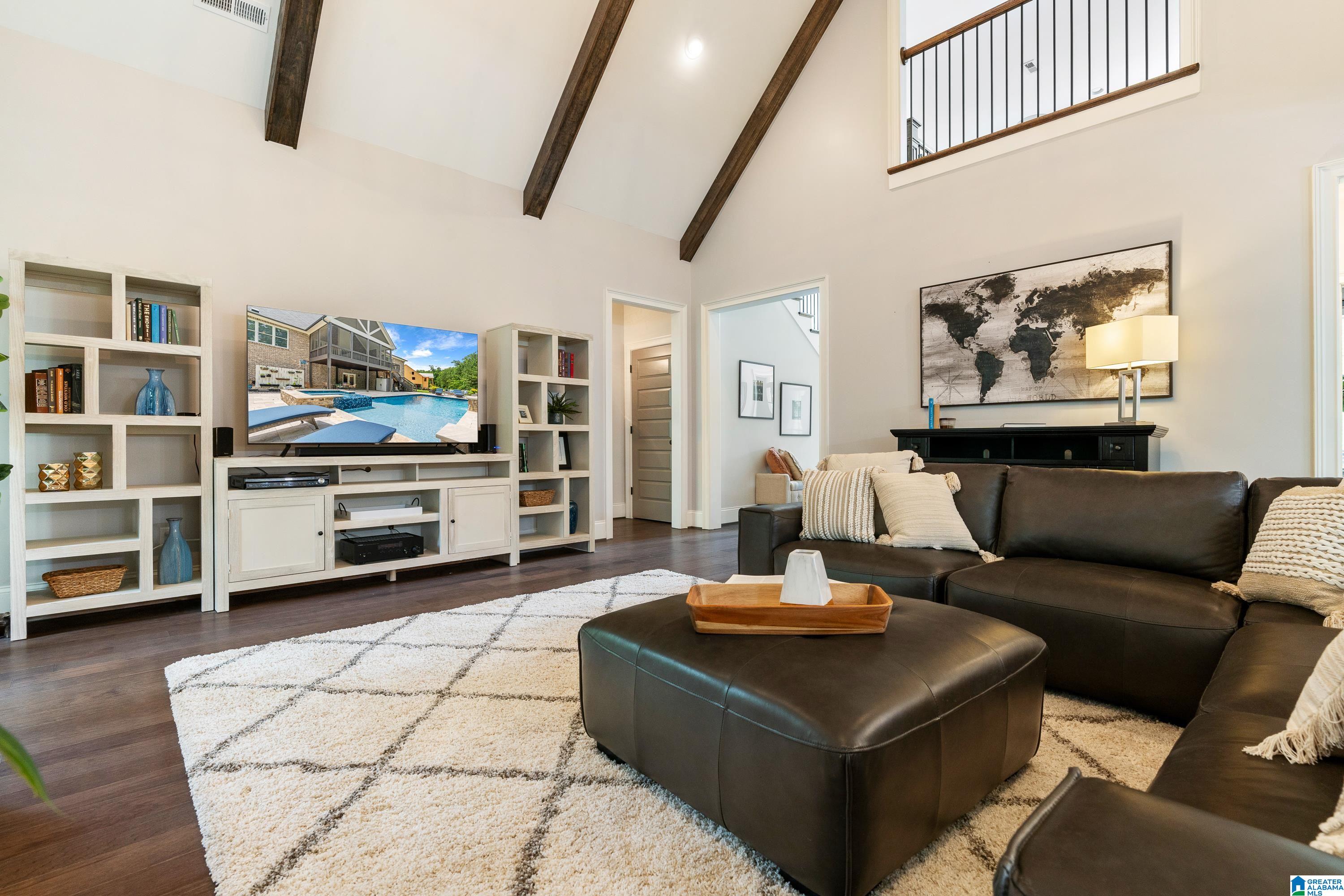 2077 HIGHLAND GATE WAY