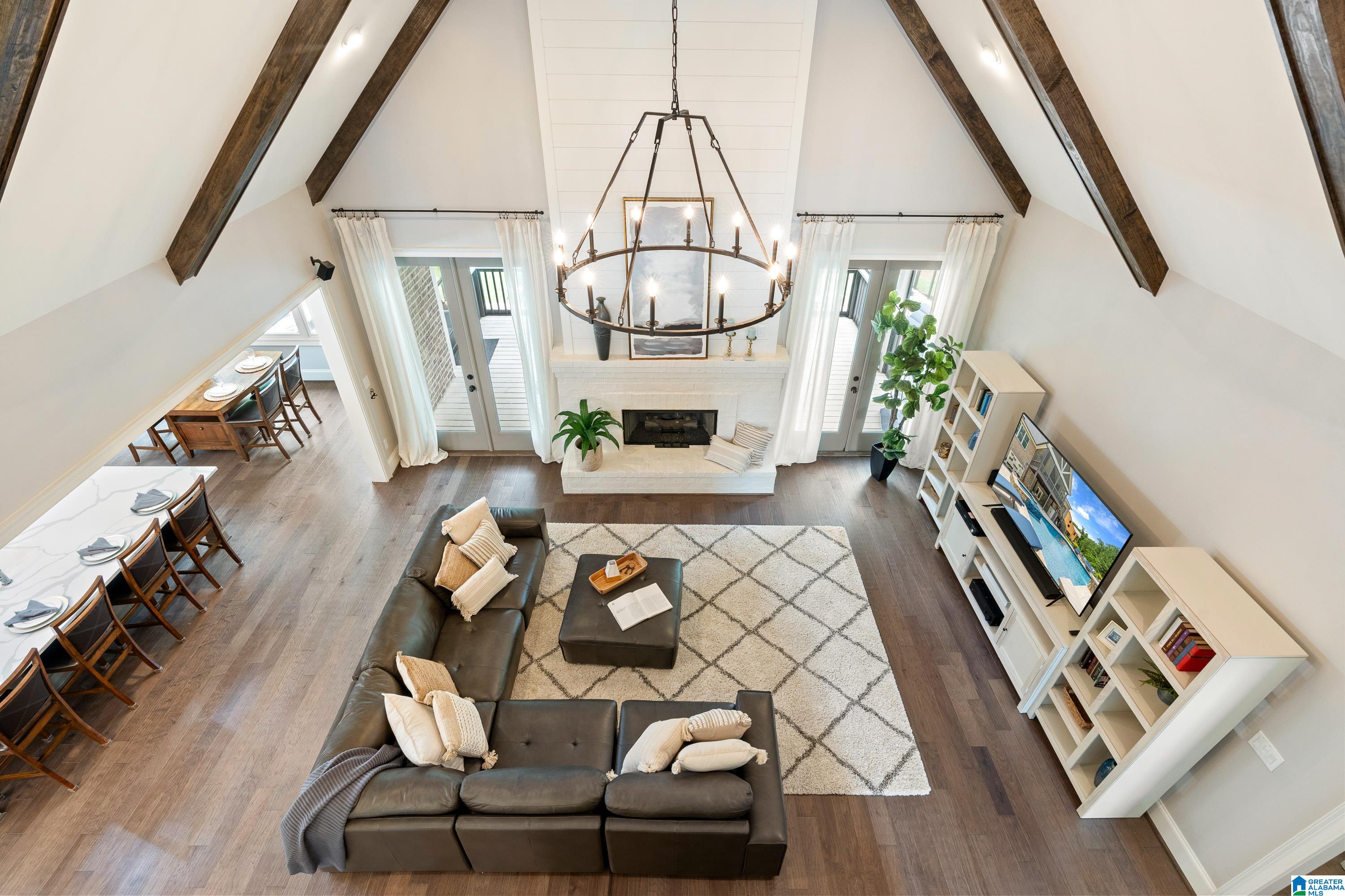 2077 HIGHLAND GATE WAY