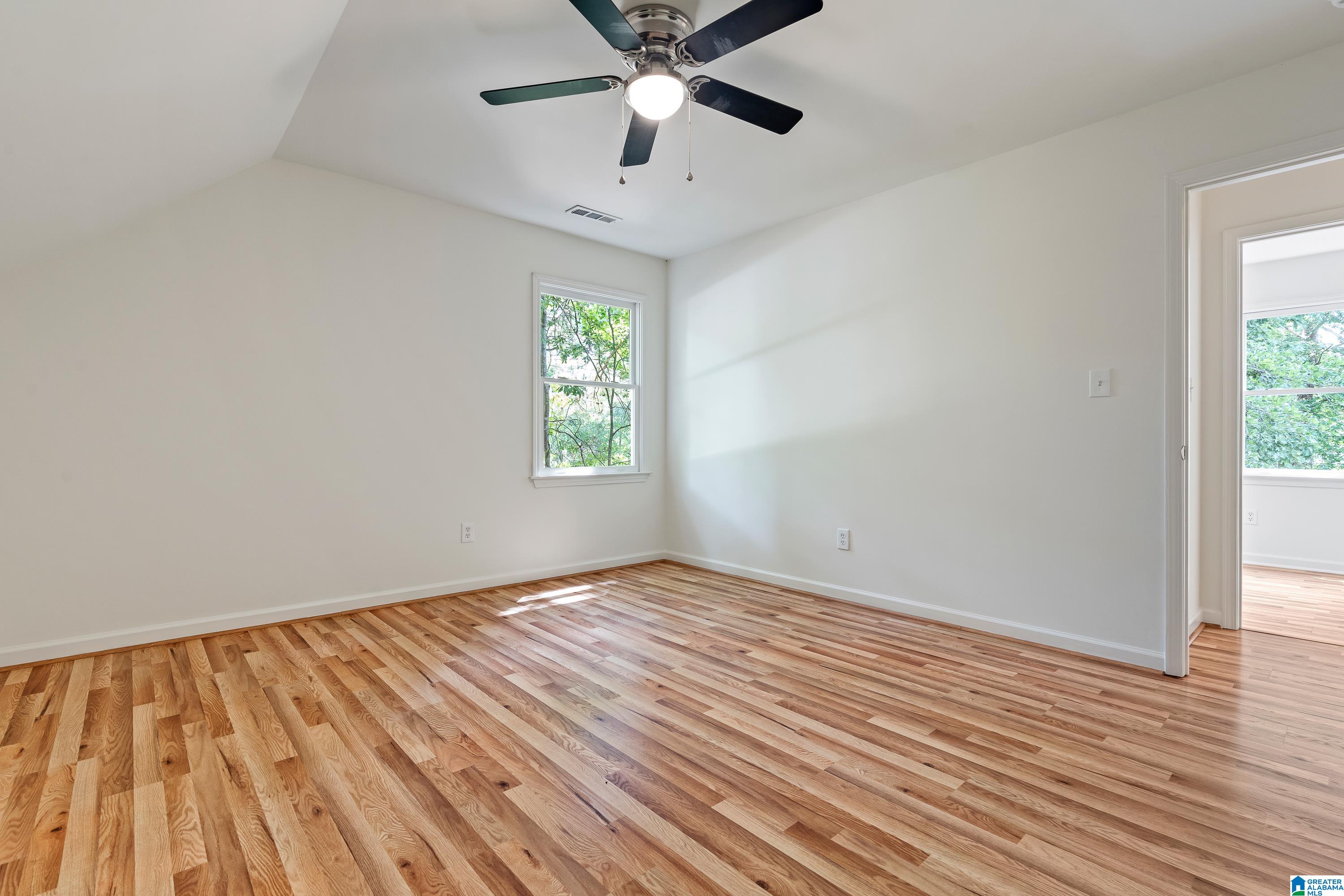 135 OVERVIEW DRIVE