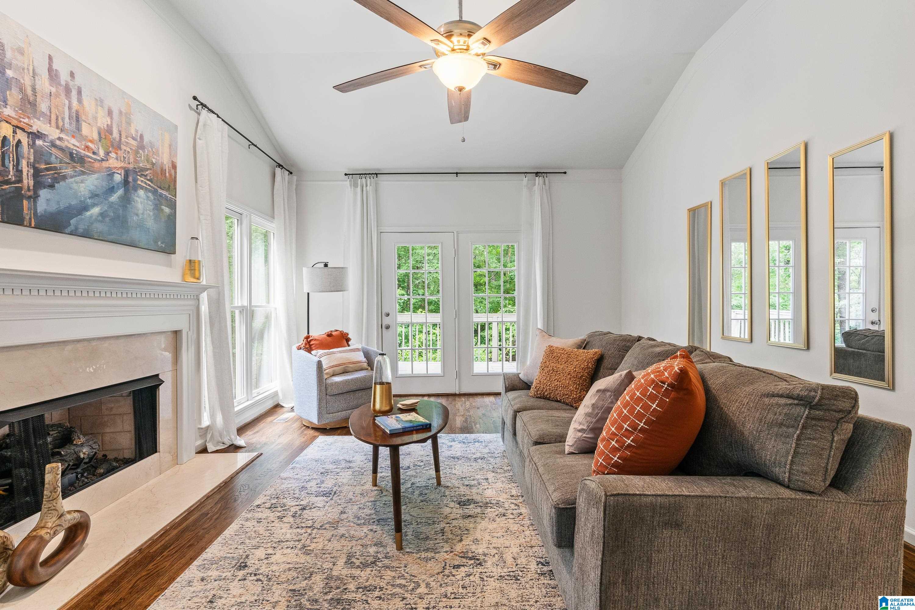 135 OVERVIEW DRIVE