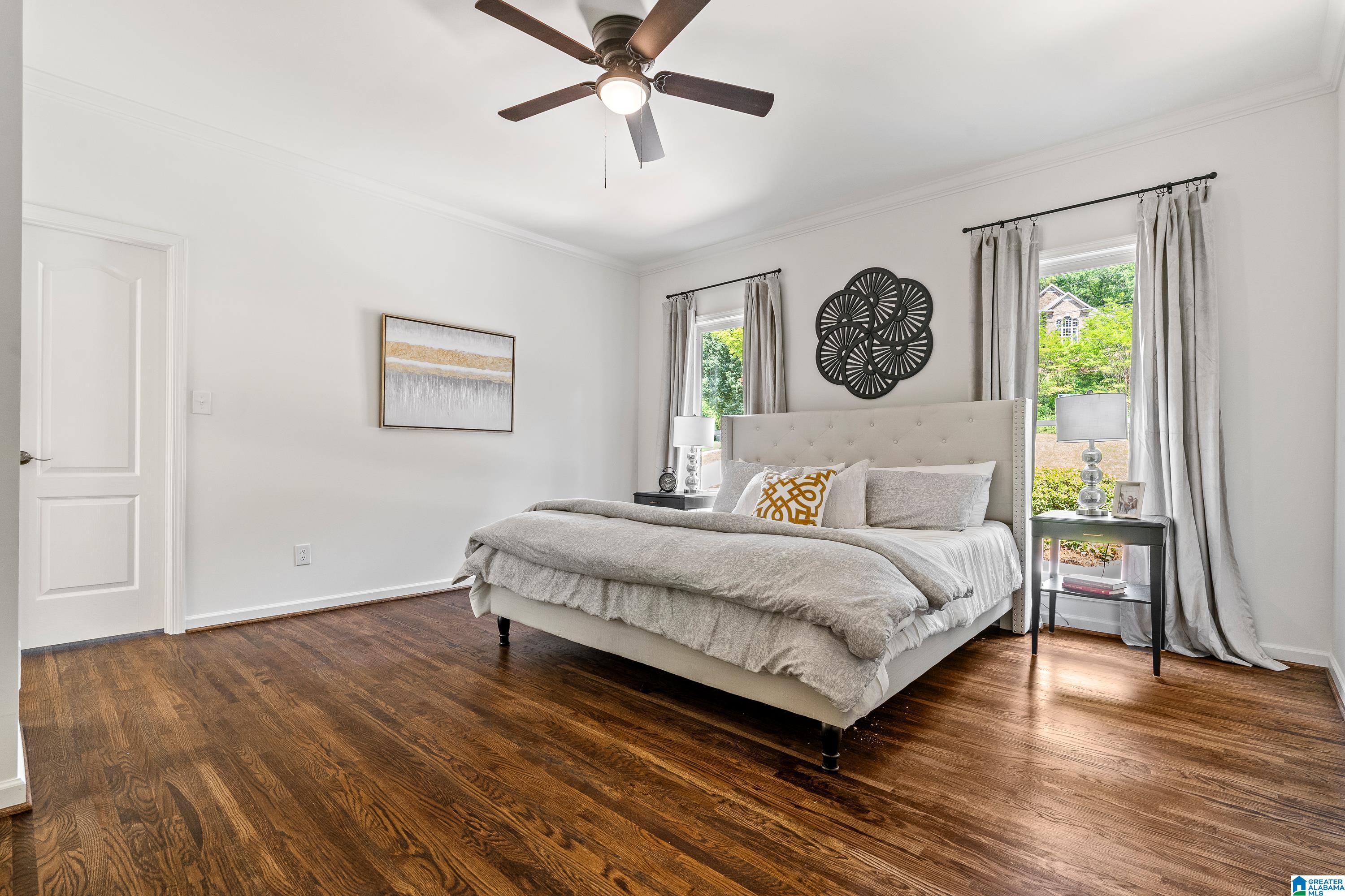 135 OVERVIEW DRIVE
