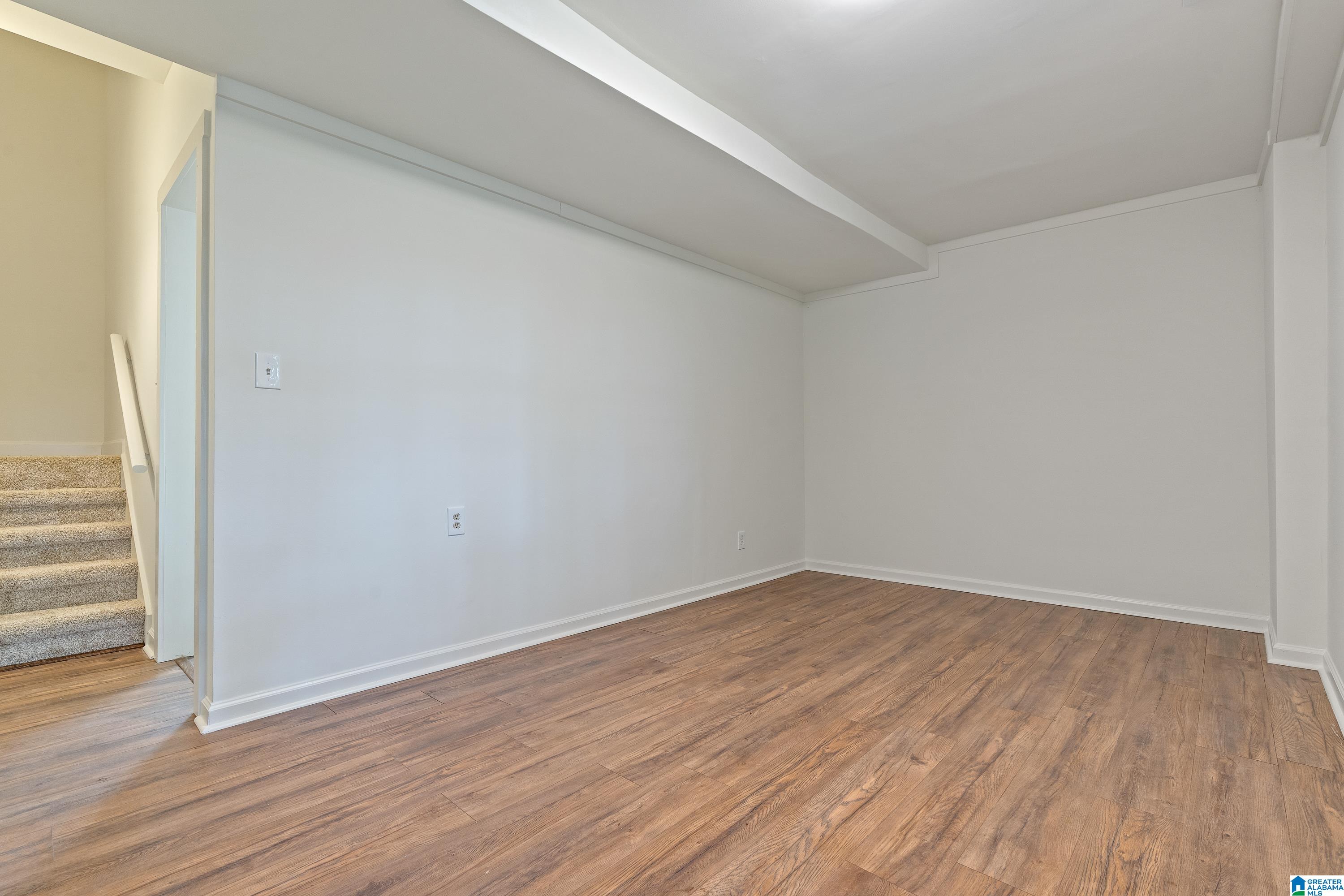 135 OVERVIEW DRIVE