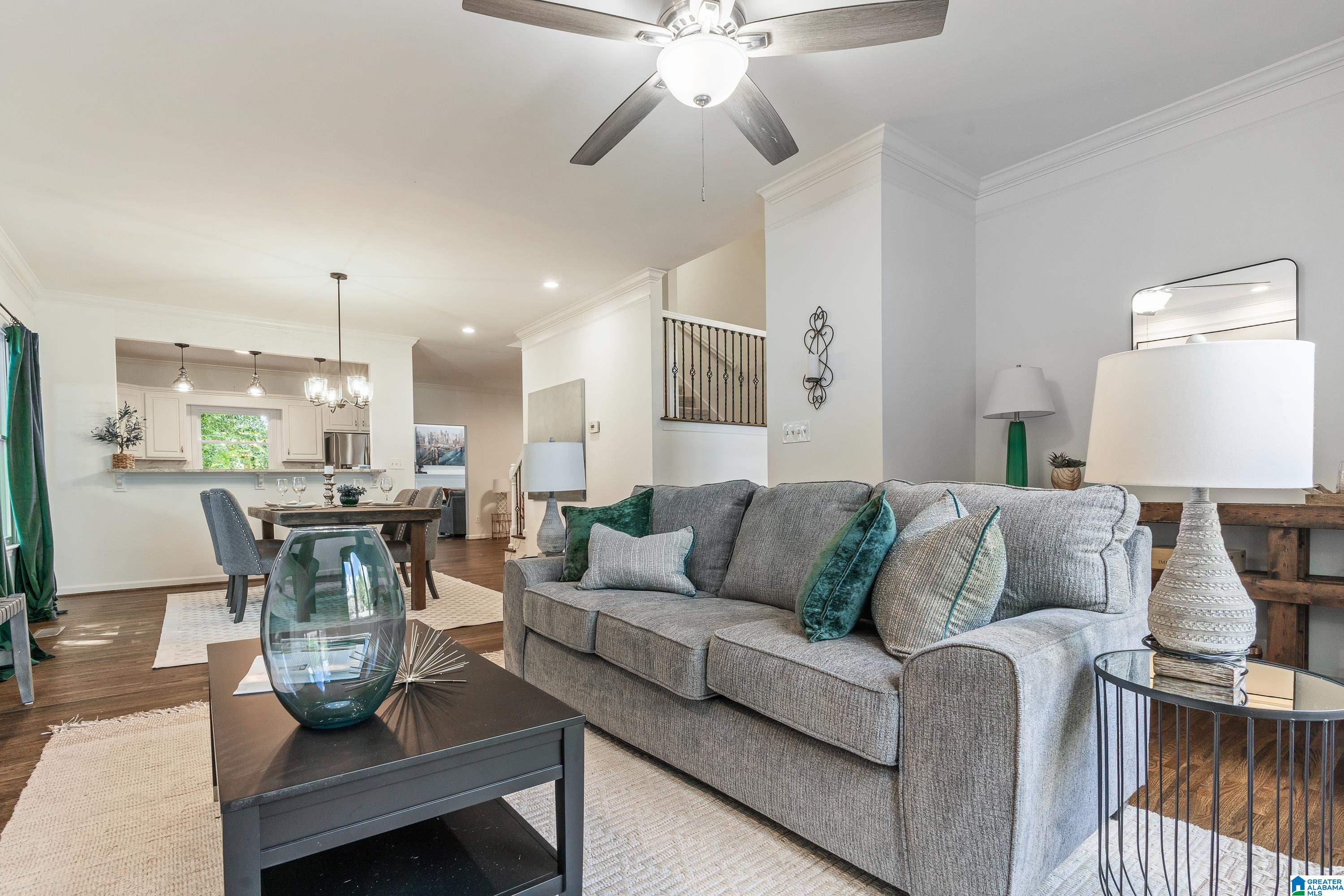 135 OVERVIEW DRIVE