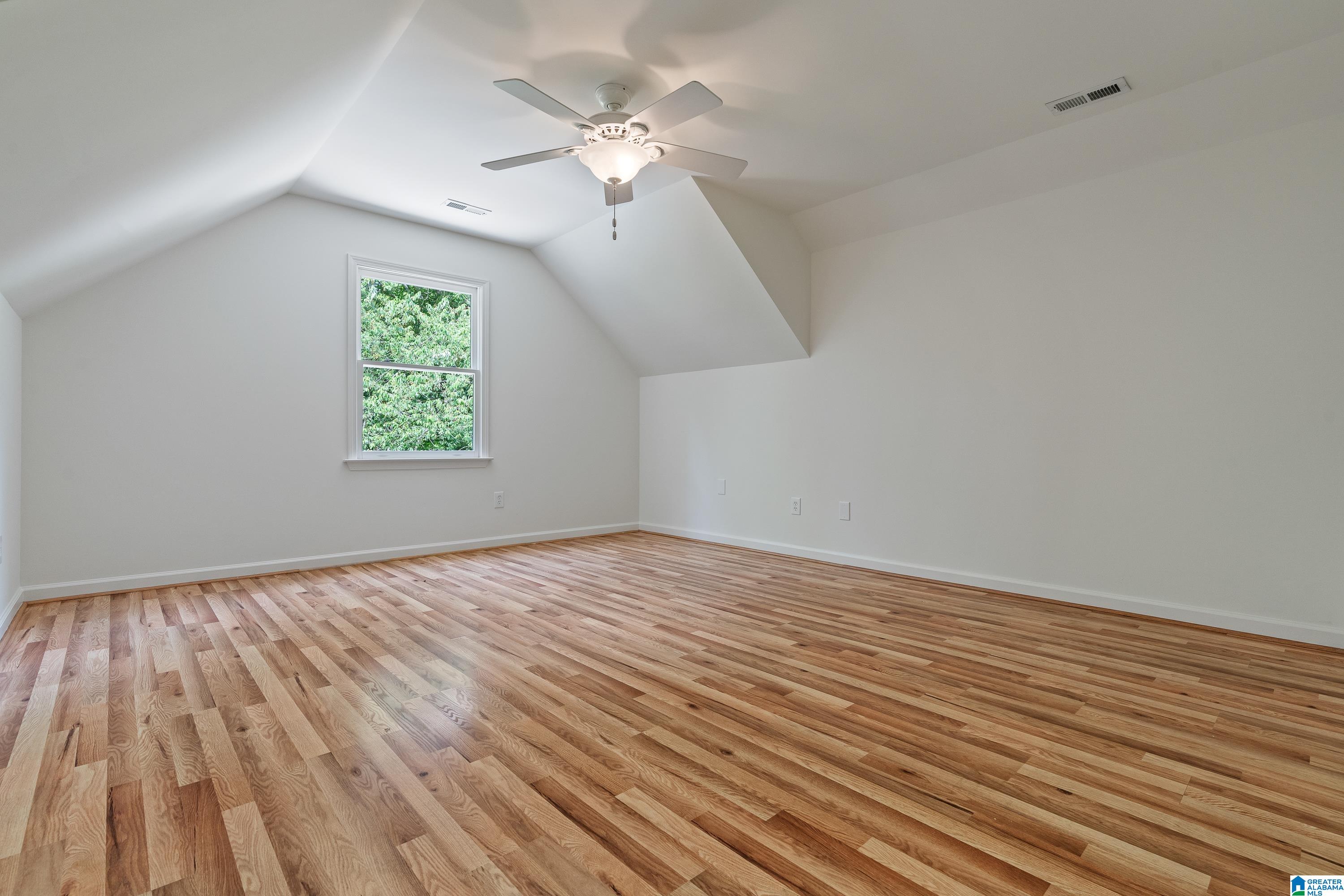 135 OVERVIEW DRIVE