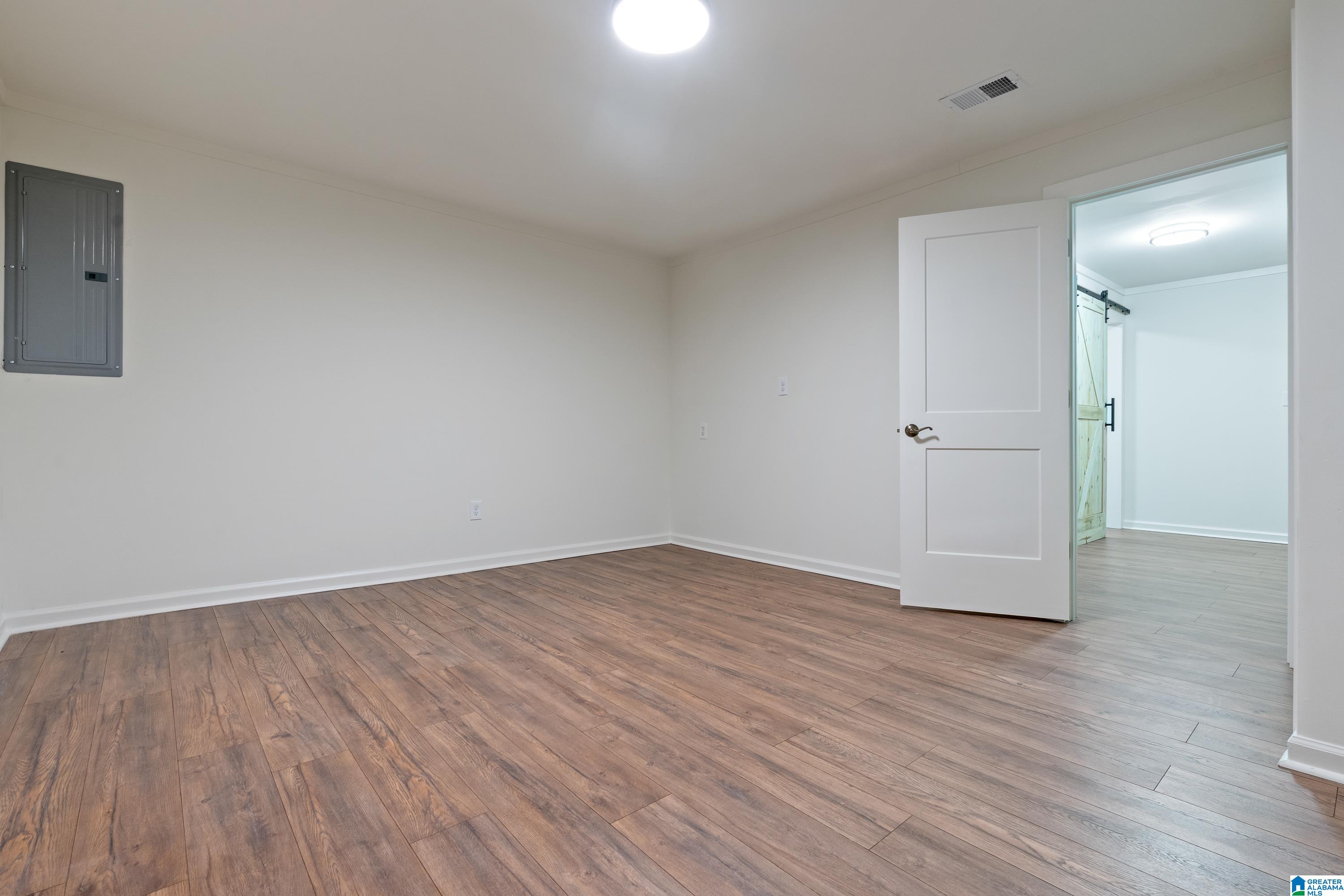 135 OVERVIEW DRIVE