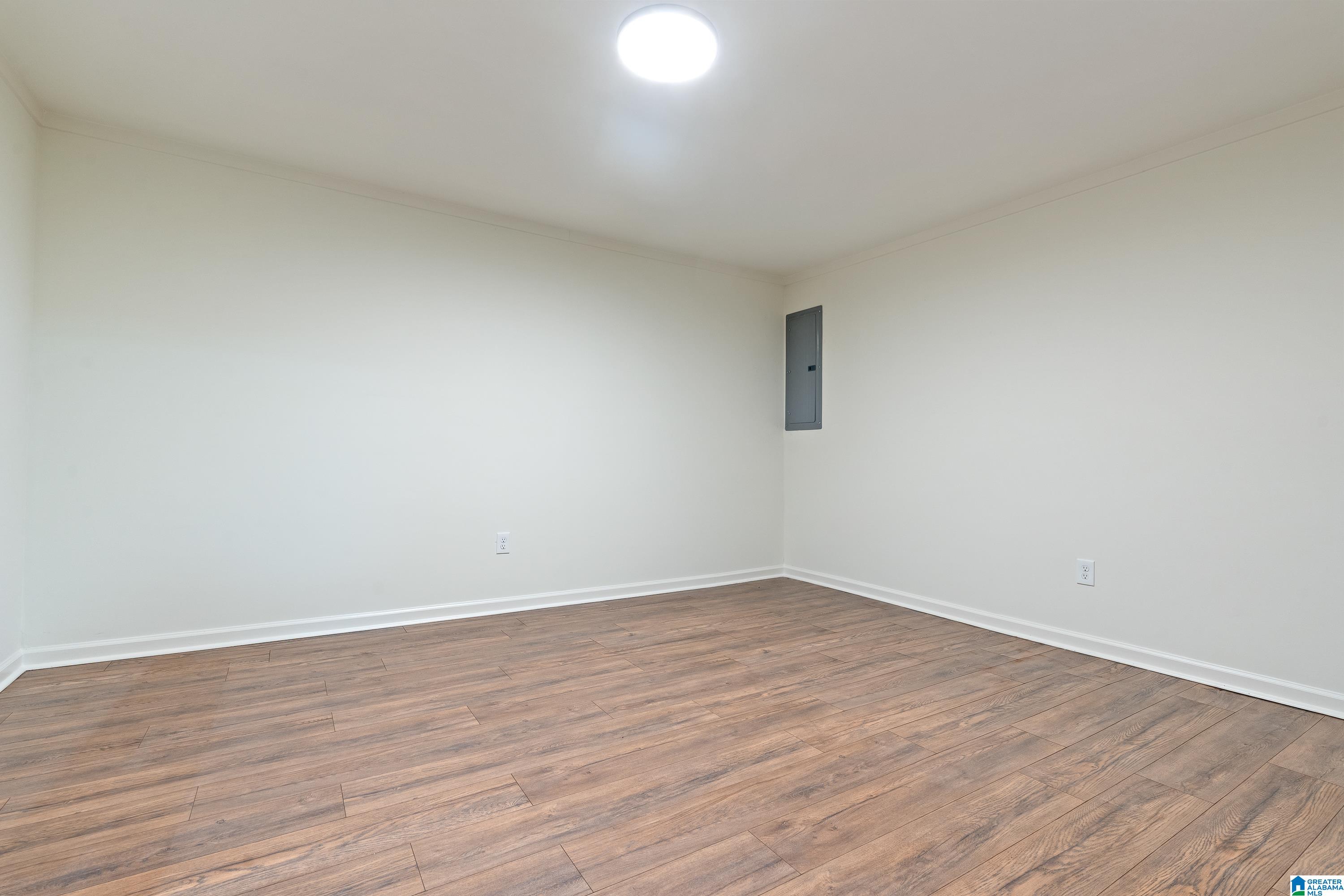 135 OVERVIEW DRIVE