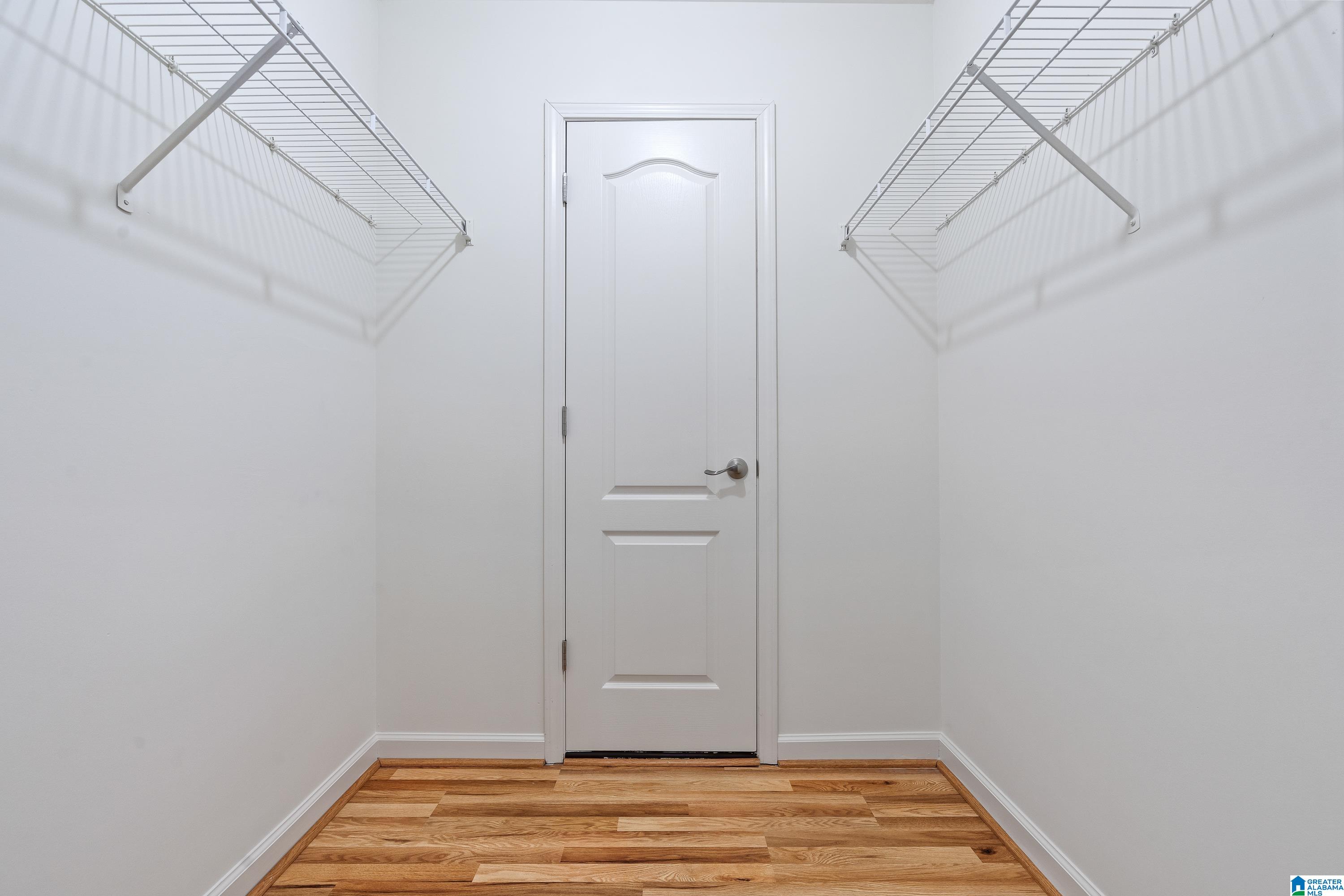 135 OVERVIEW DRIVE