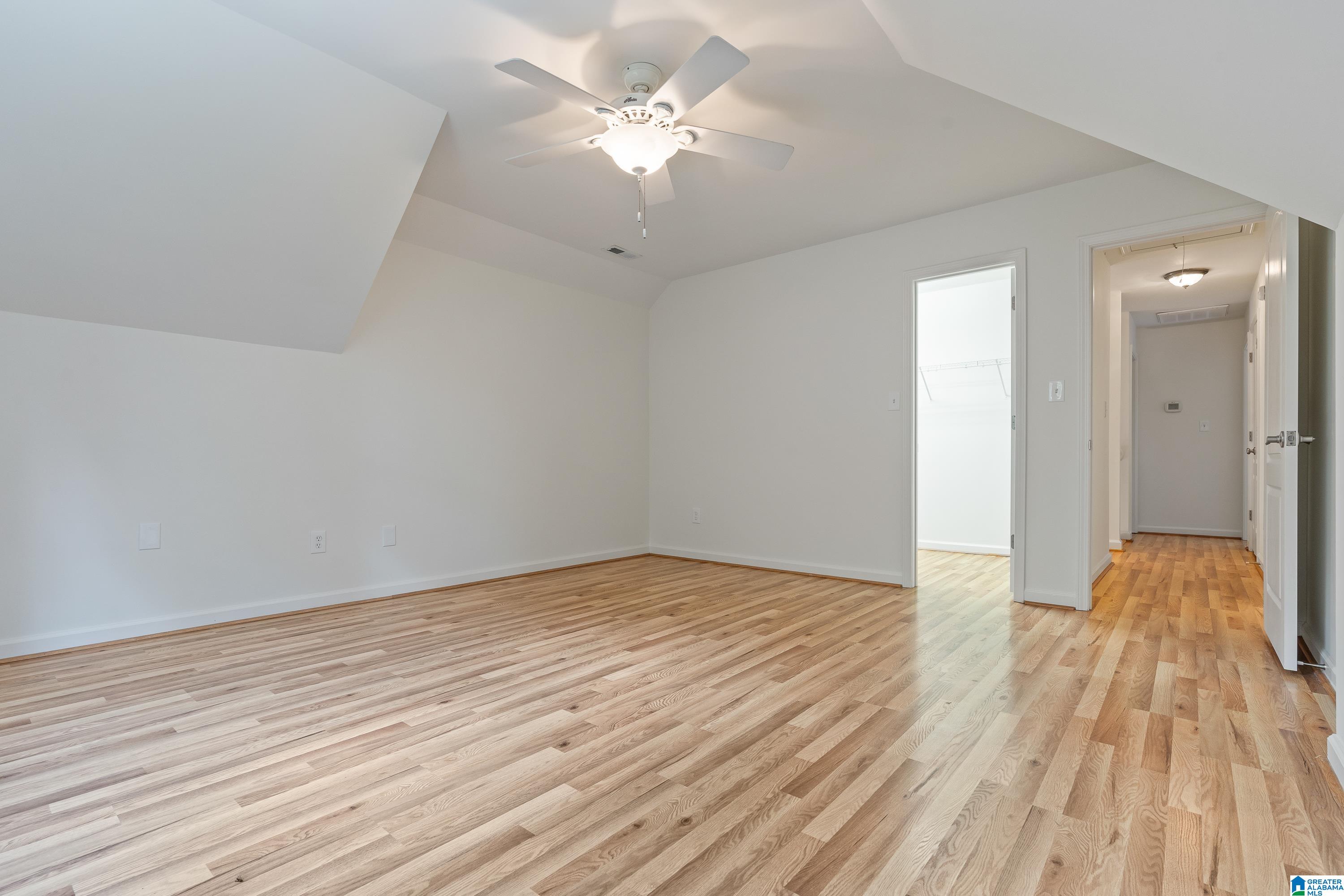 135 OVERVIEW DRIVE
