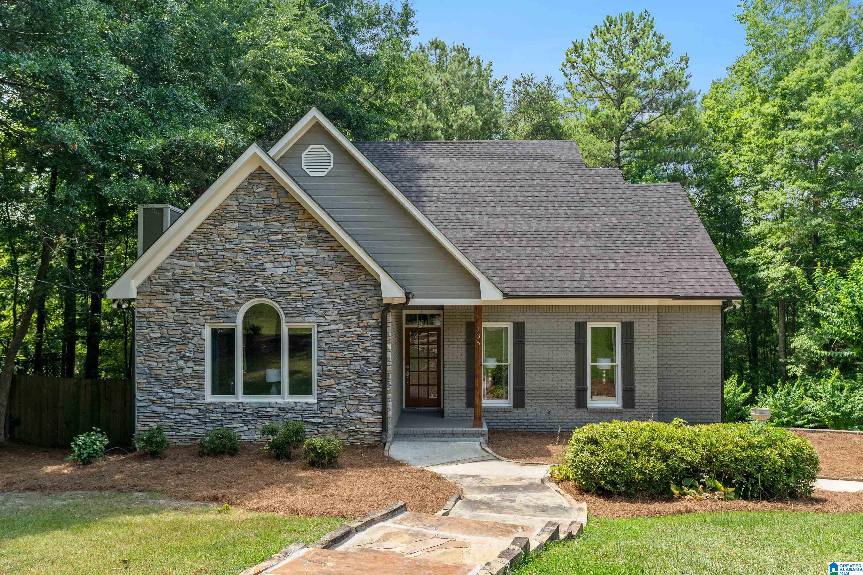 135 OVERVIEW DRIVE