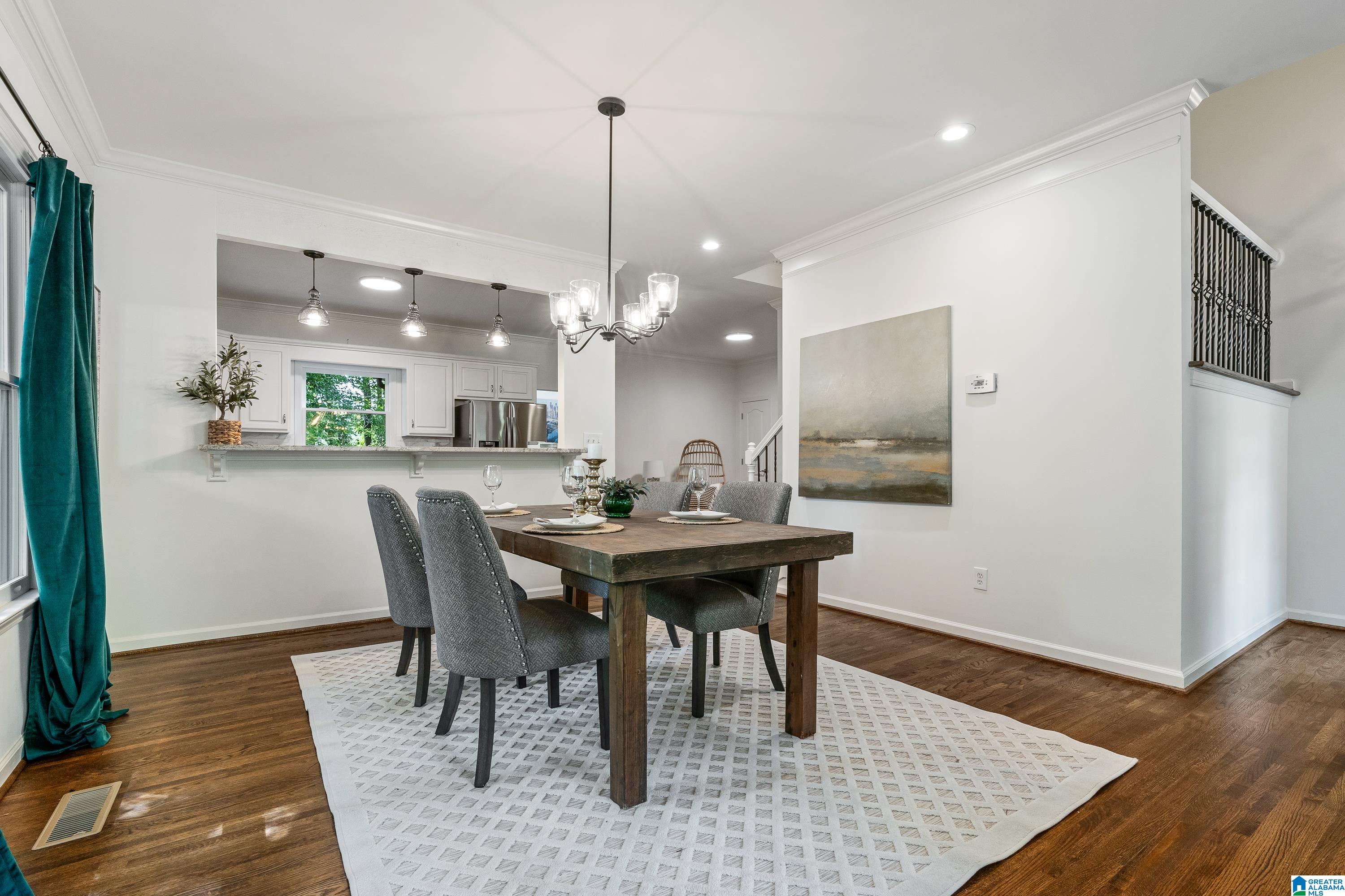 135 OVERVIEW DRIVE