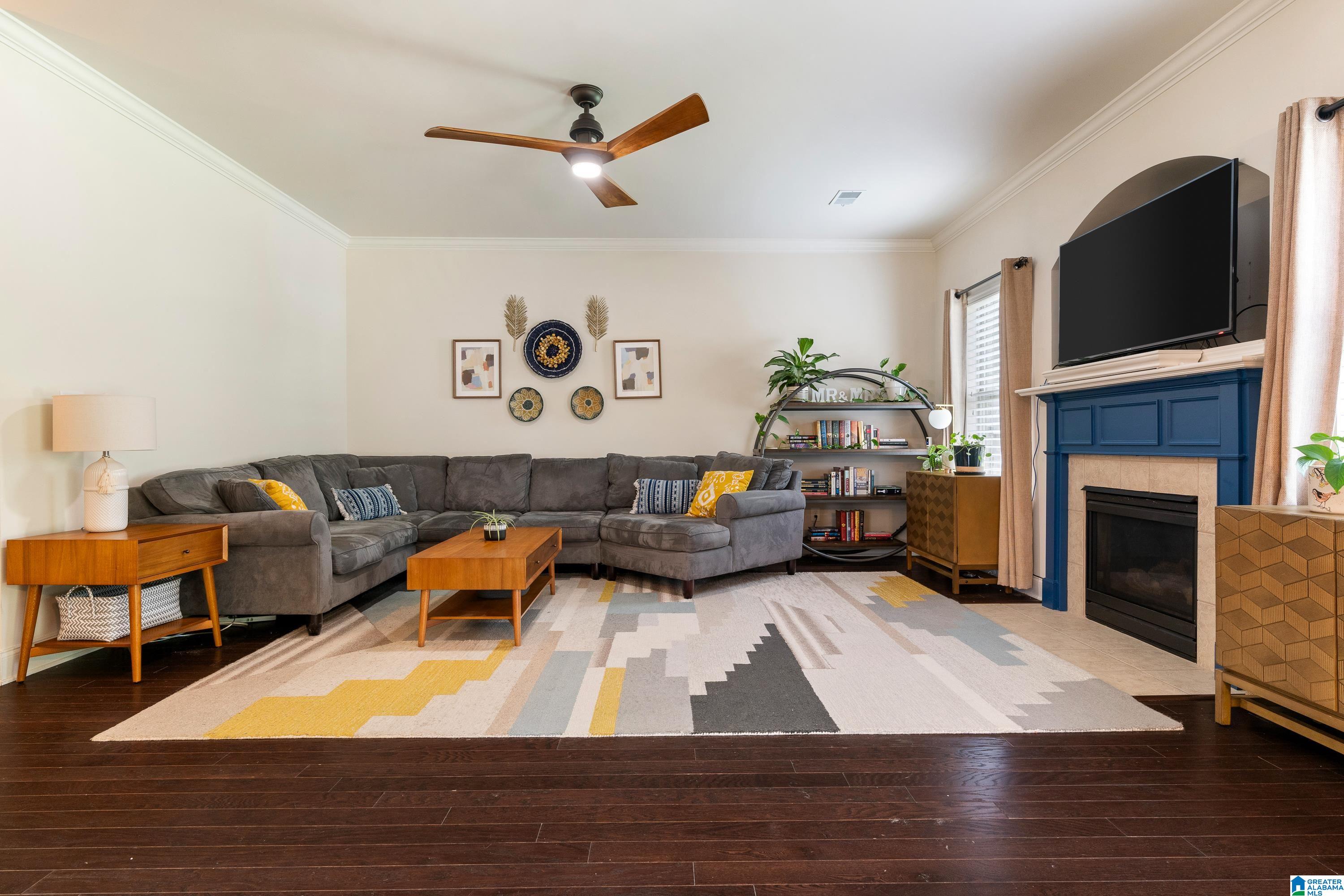 5425 PARK SIDE CIRCLE