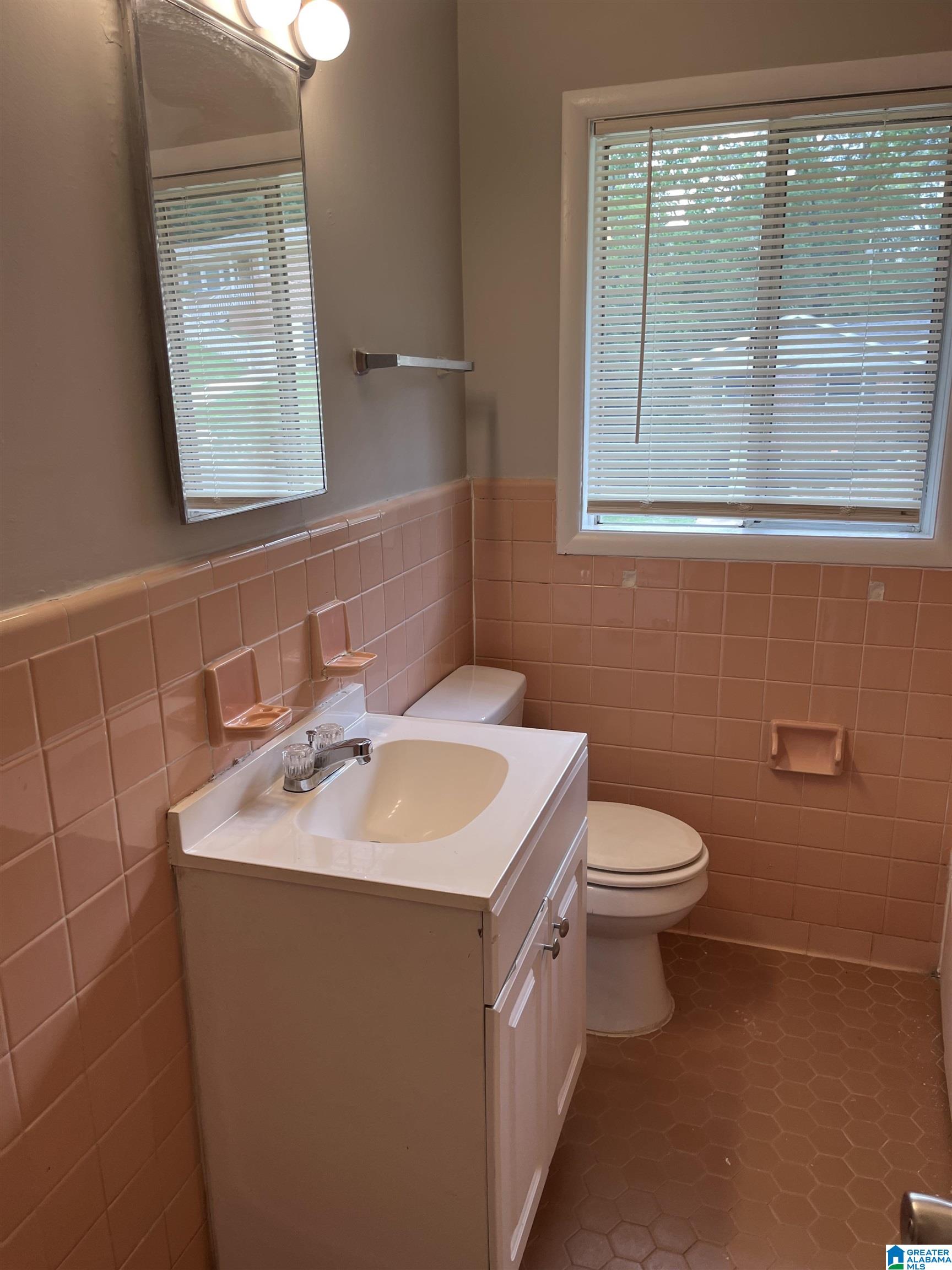 321 BRIDLEWOOD DRIVE