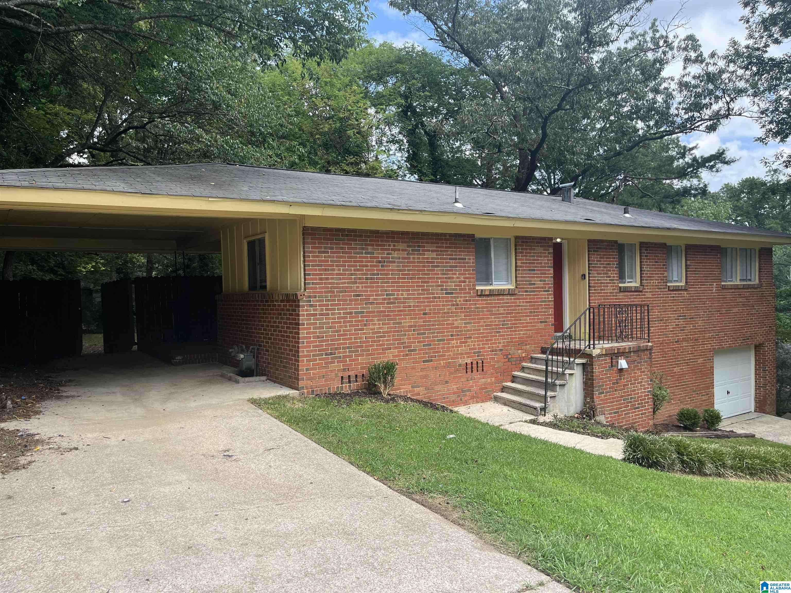 321 BRIDLEWOOD DRIVE