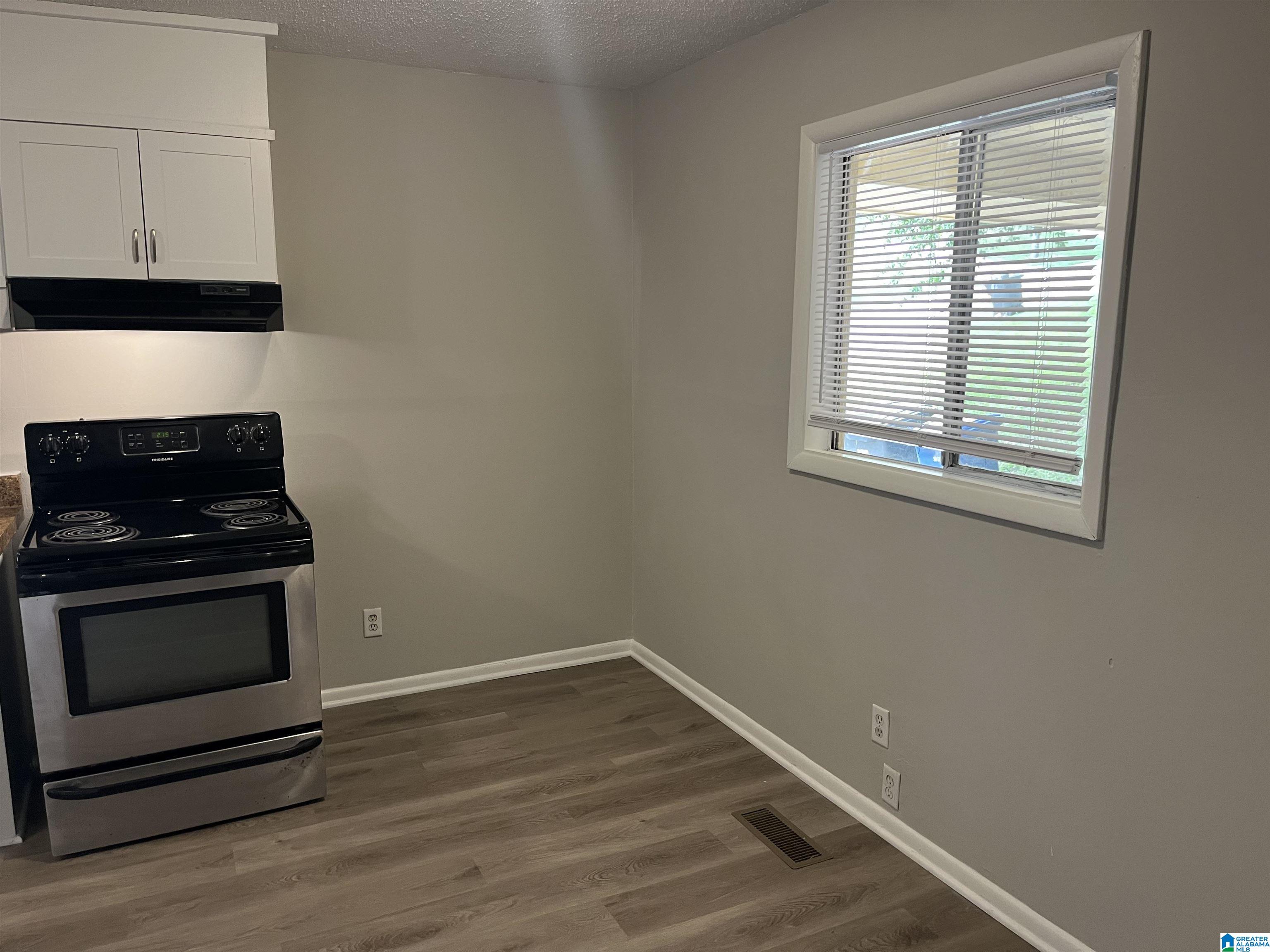 321 BRIDLEWOOD DRIVE