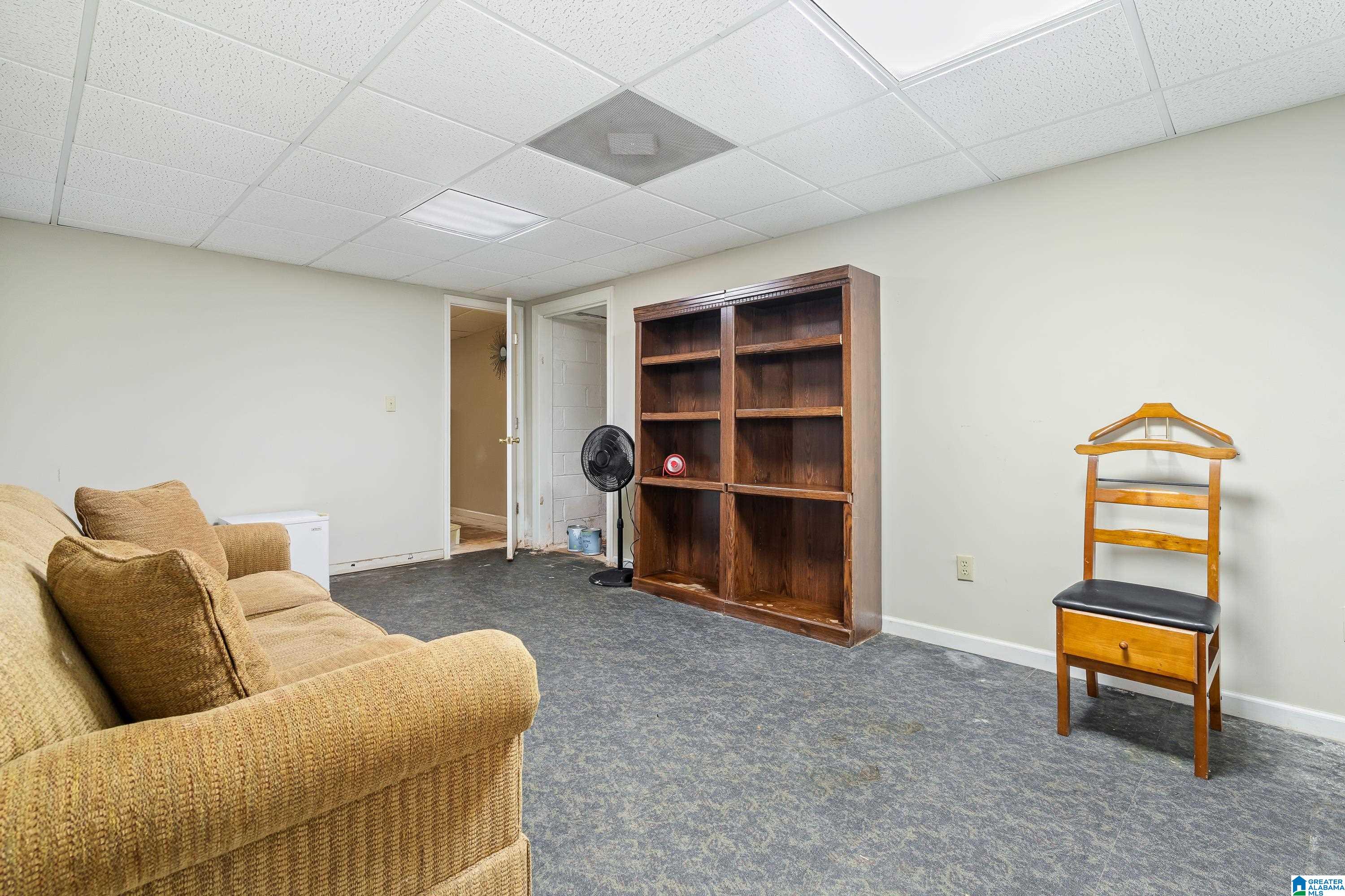 1028 AVOCADO CIRCLE