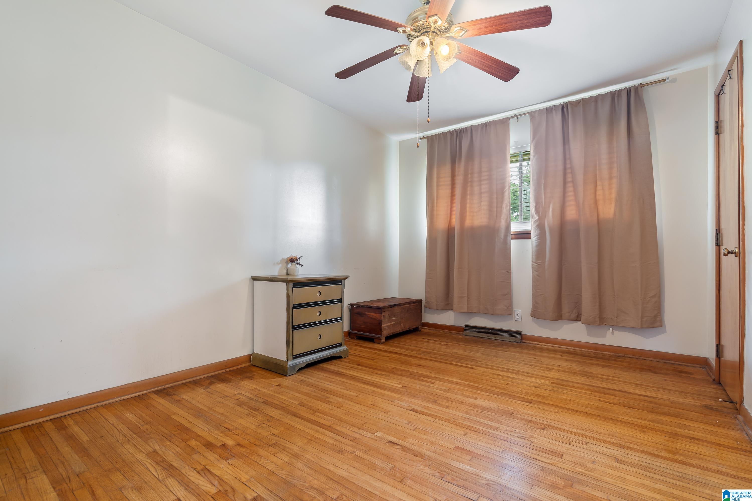 1028 AVOCADO CIRCLE