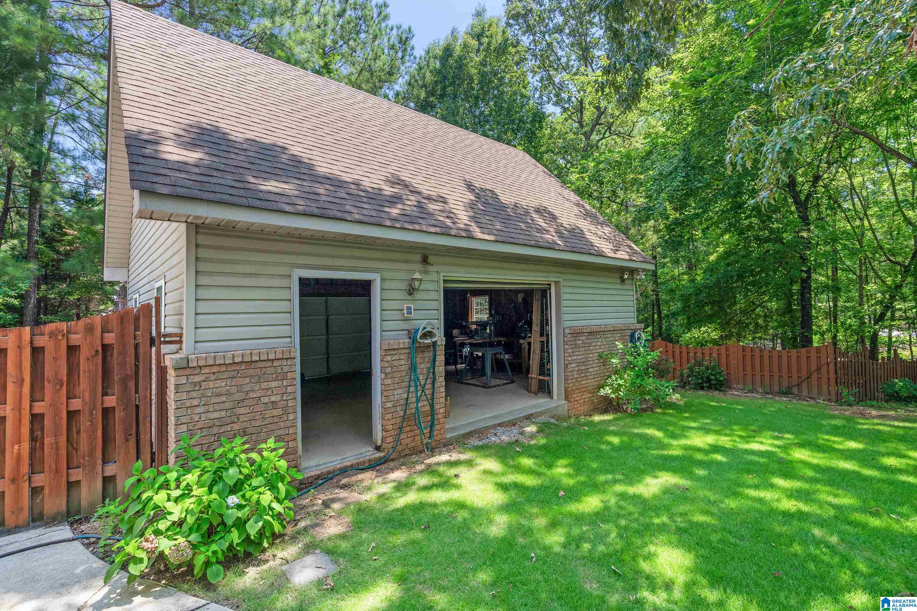 153 CANTER WAY