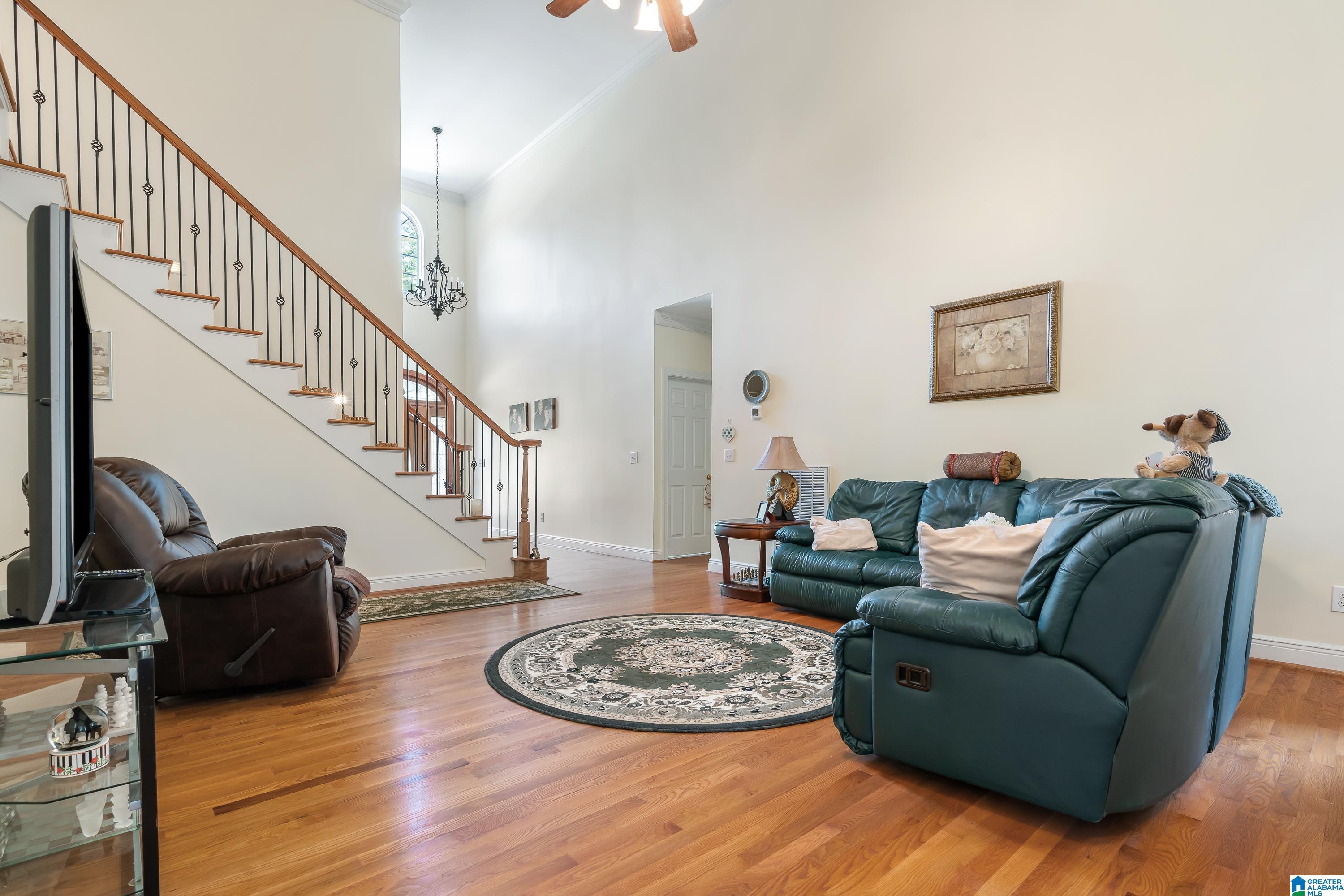 153 CANTER WAY