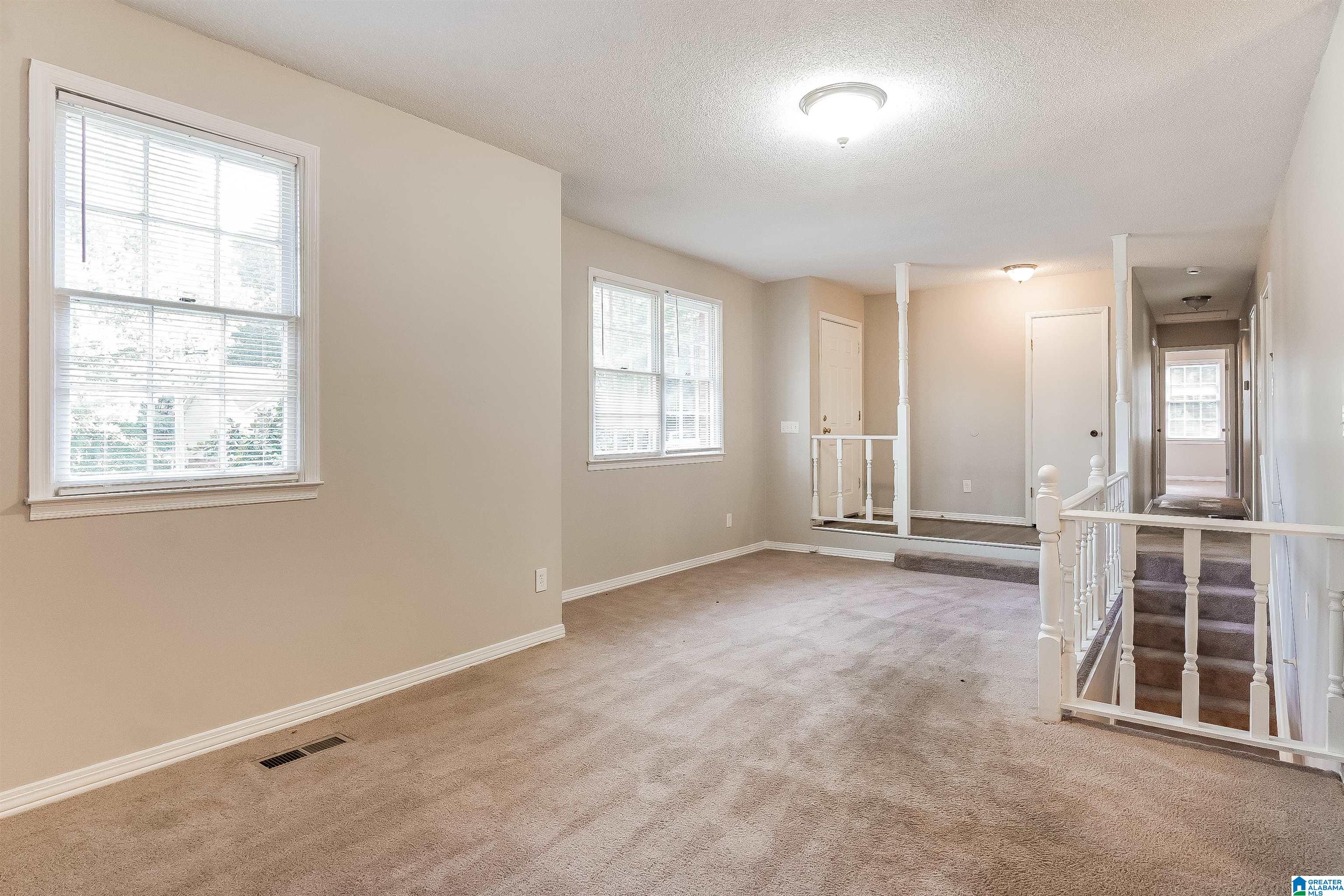 5821 DOGWOOD CIRCLE