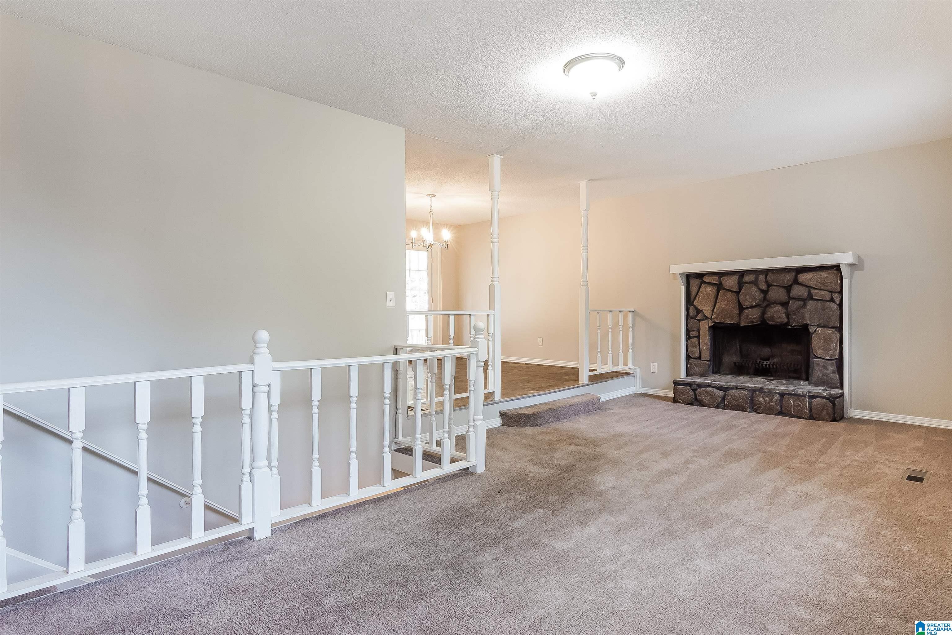 5821 DOGWOOD CIRCLE
