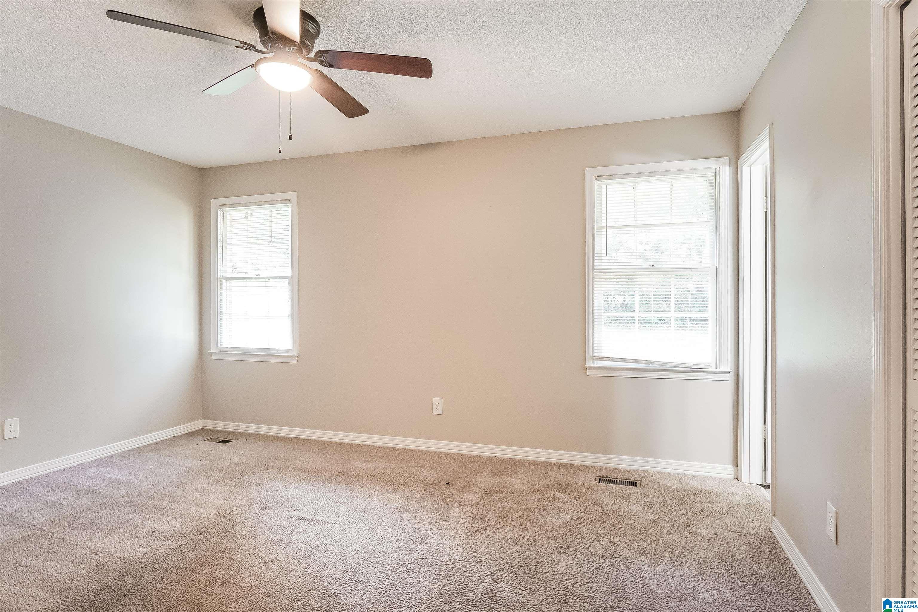 5821 DOGWOOD CIRCLE