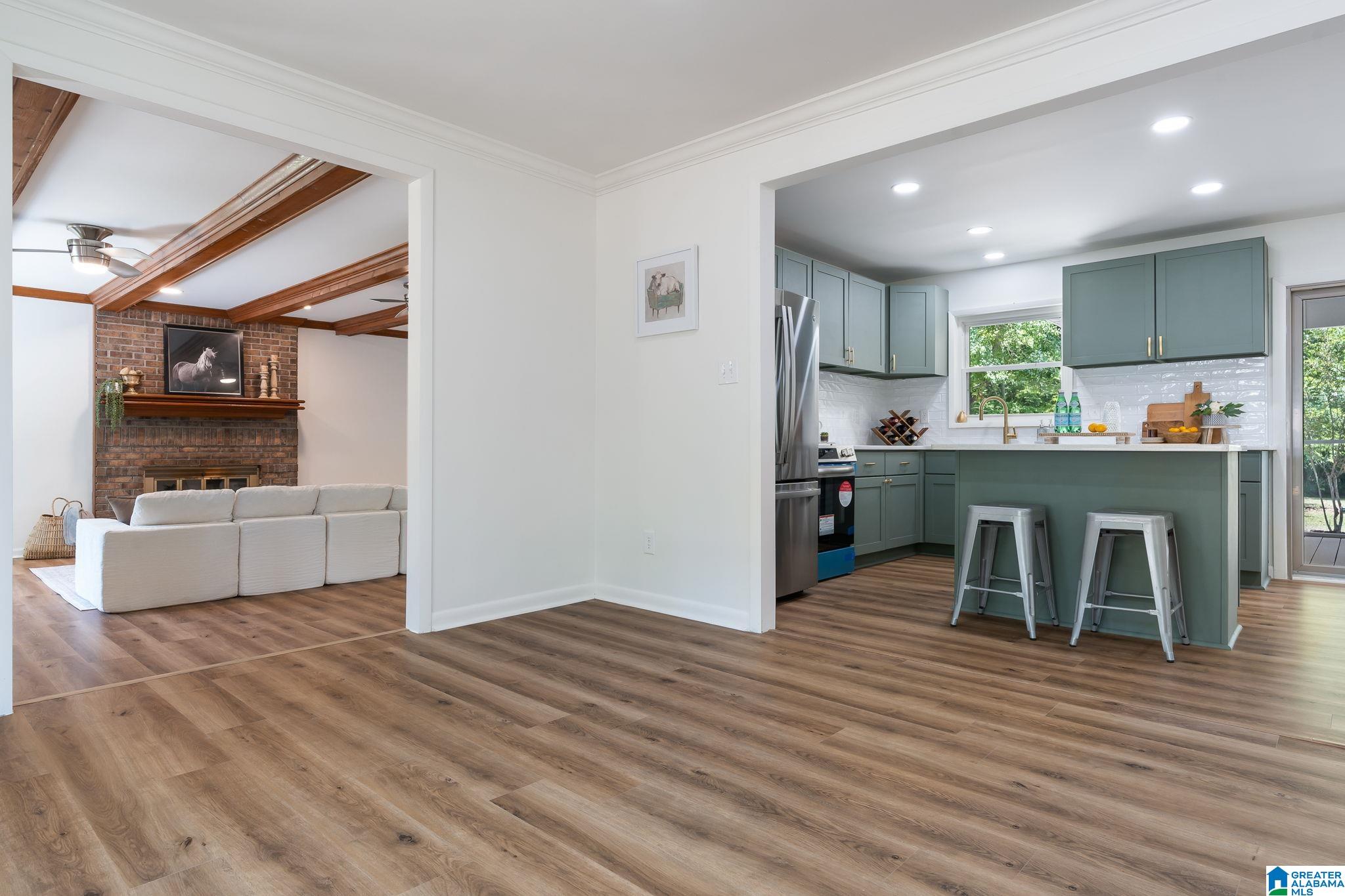 10 DUNWAR DRIVE