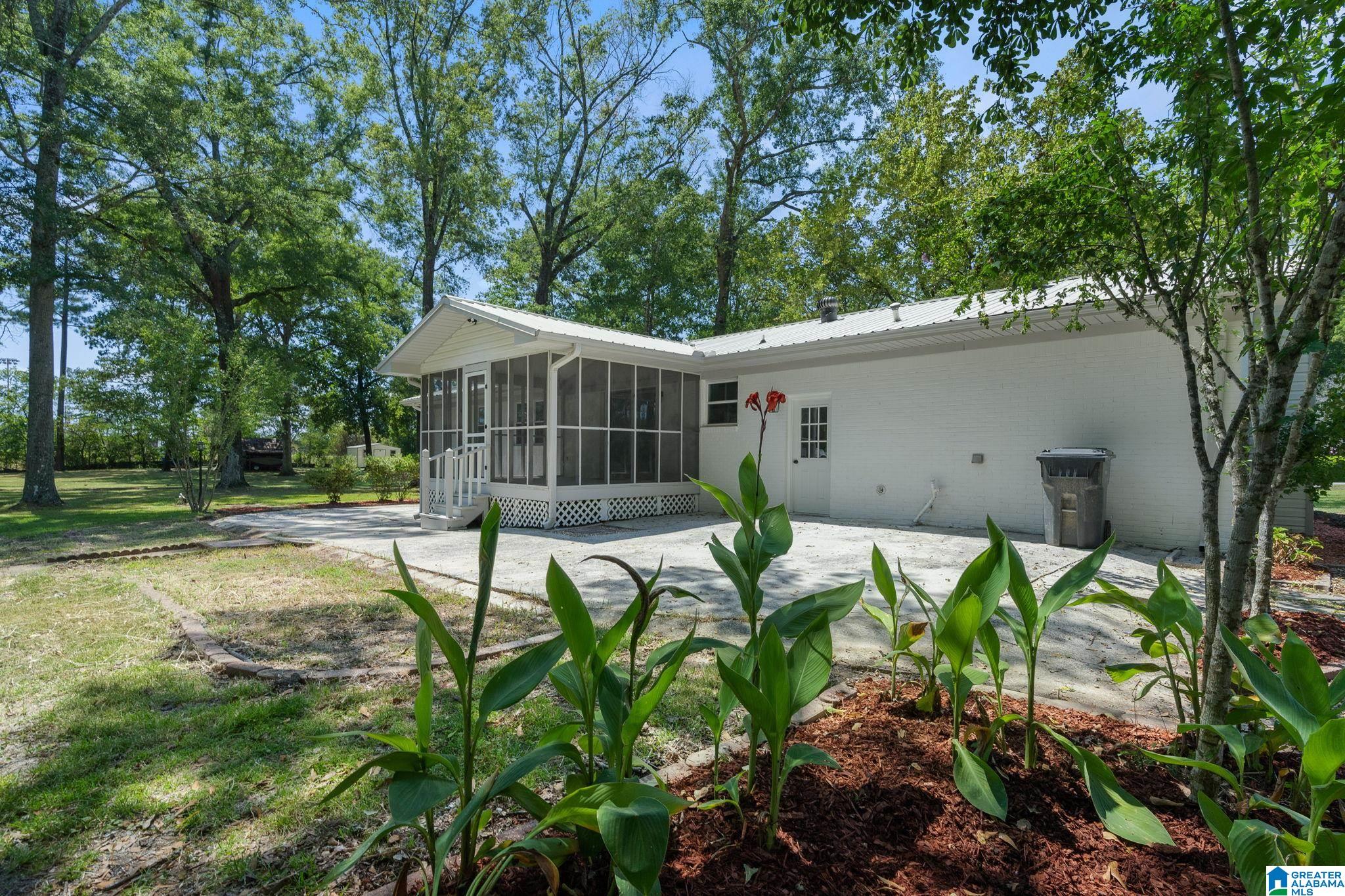 10 DUNWAR DRIVE