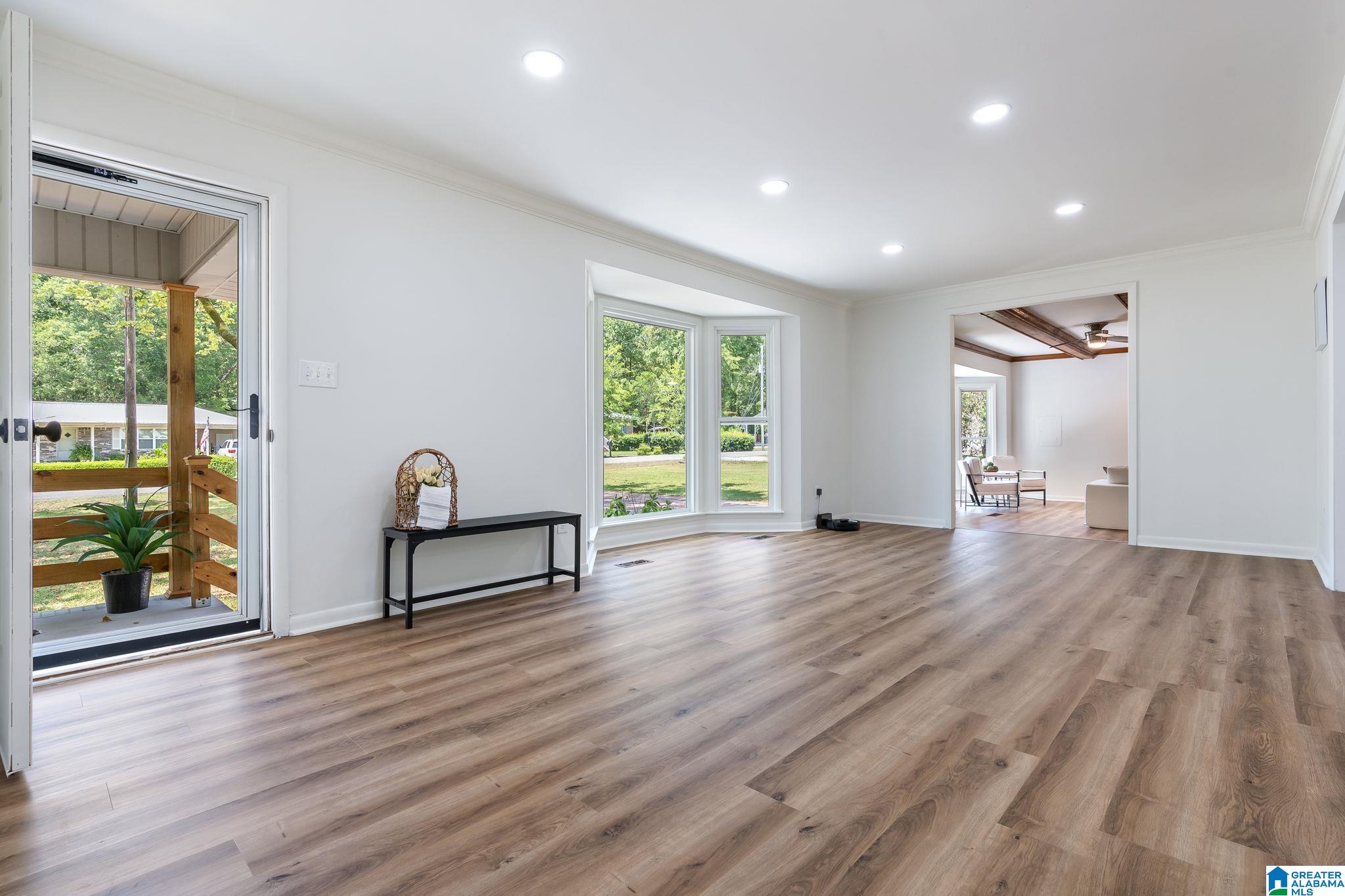 10 DUNWAR DRIVE